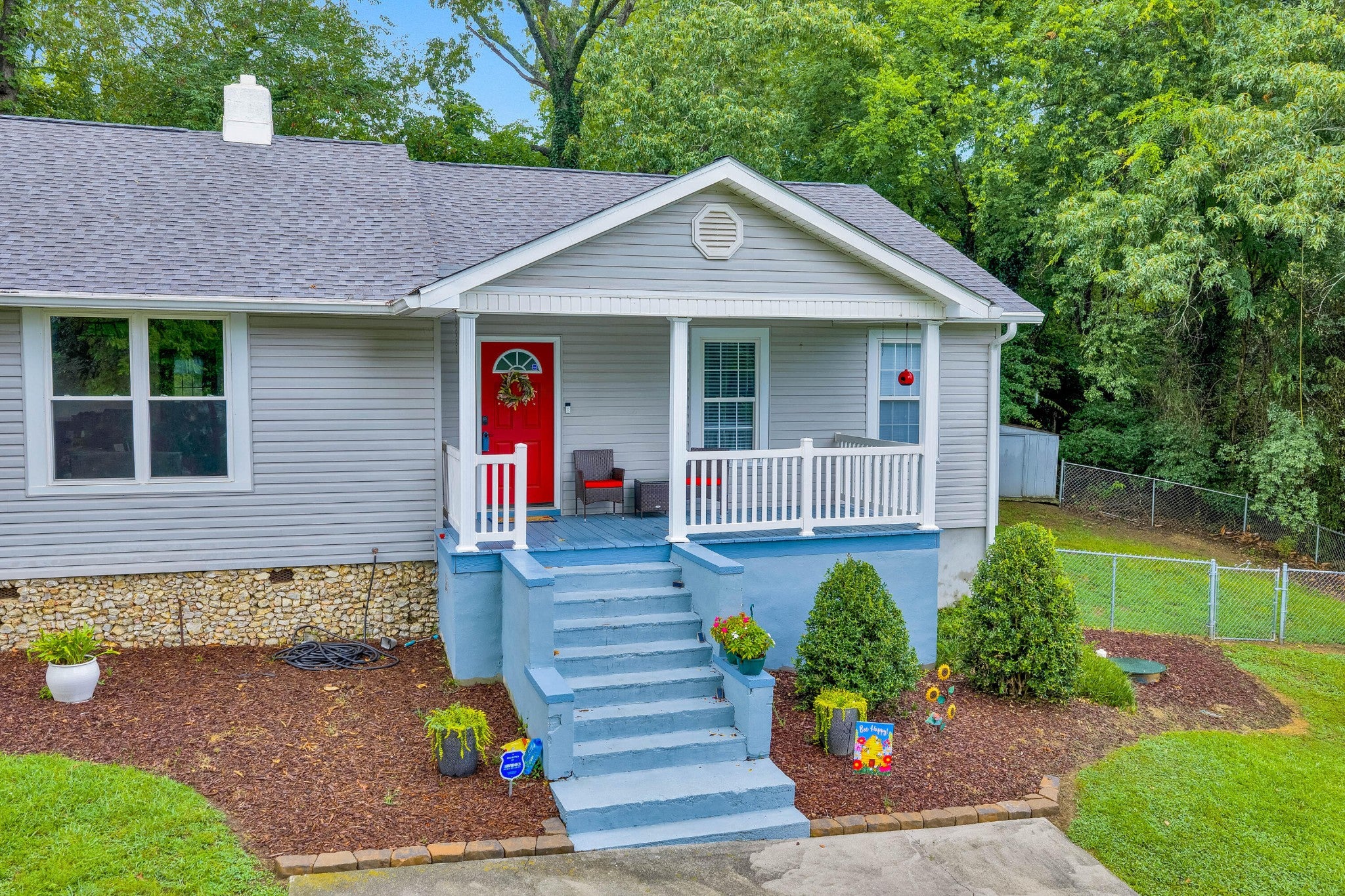223 Ivy Street