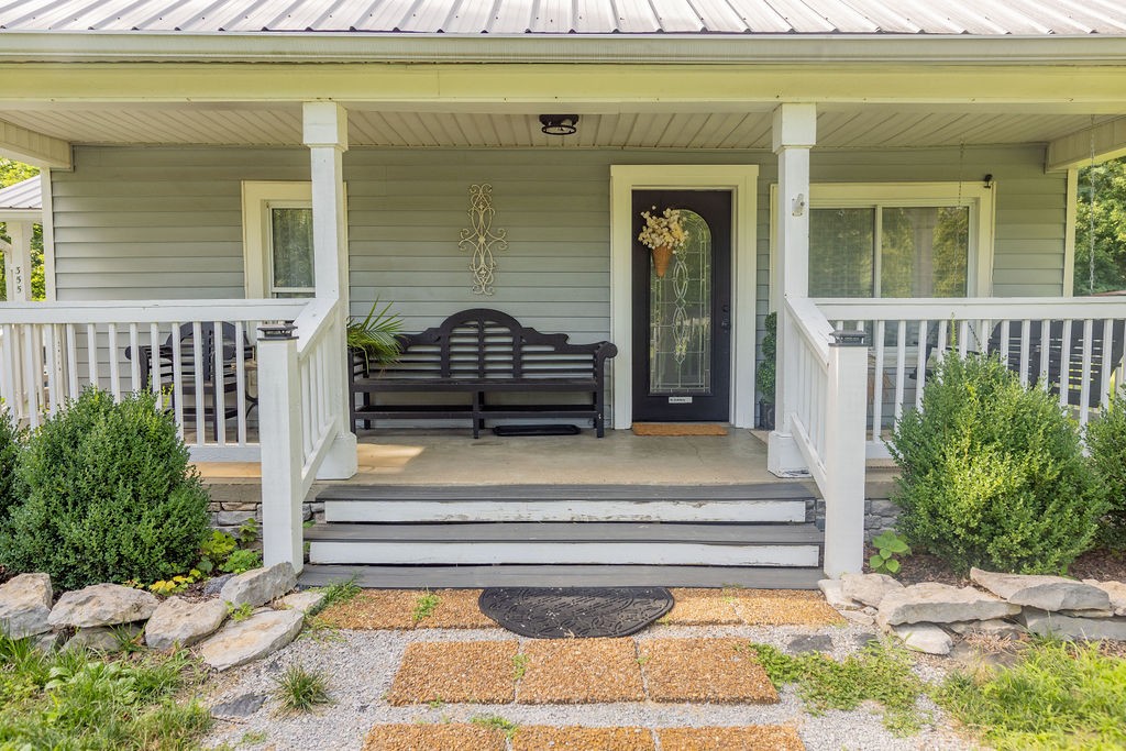 355 Whitson Rd - Photo 2