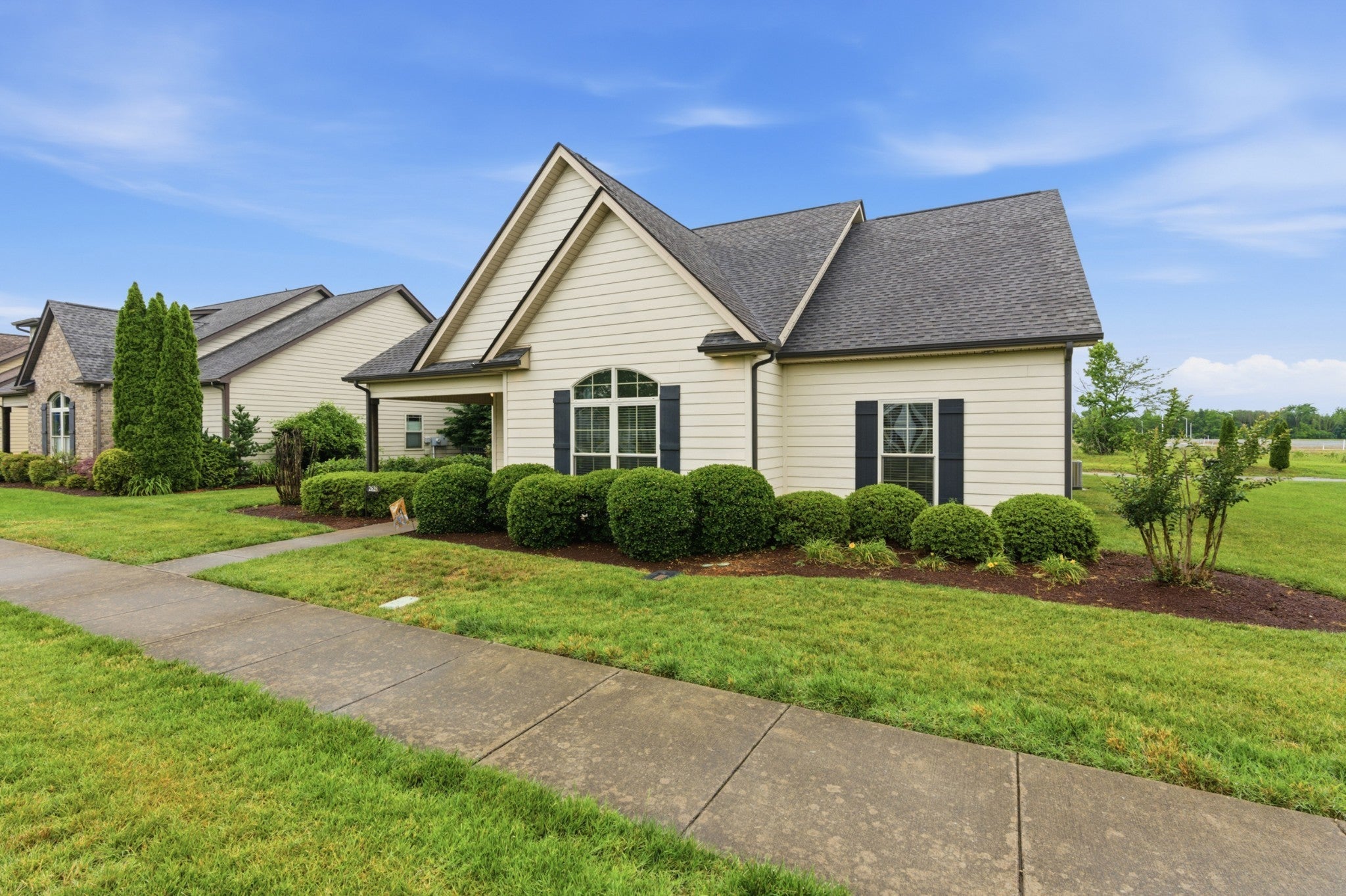 2628 Cason Ln