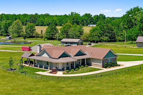 285 Harmony Ln Smithville TN 37166