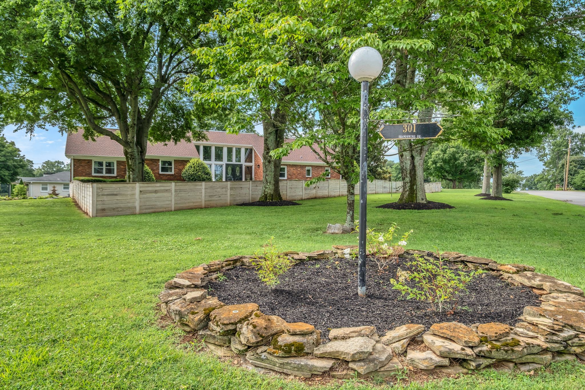 301 Brandywine Dr