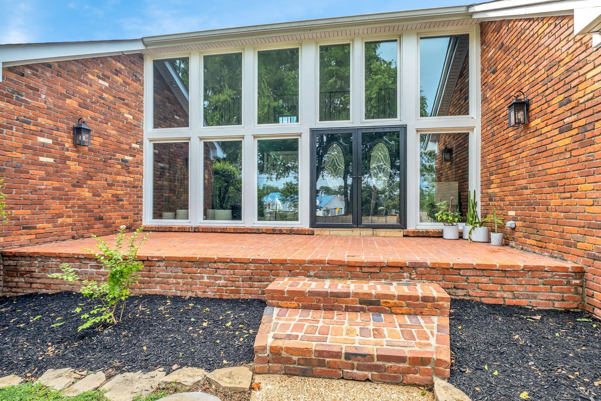 301 Brandywine Dr