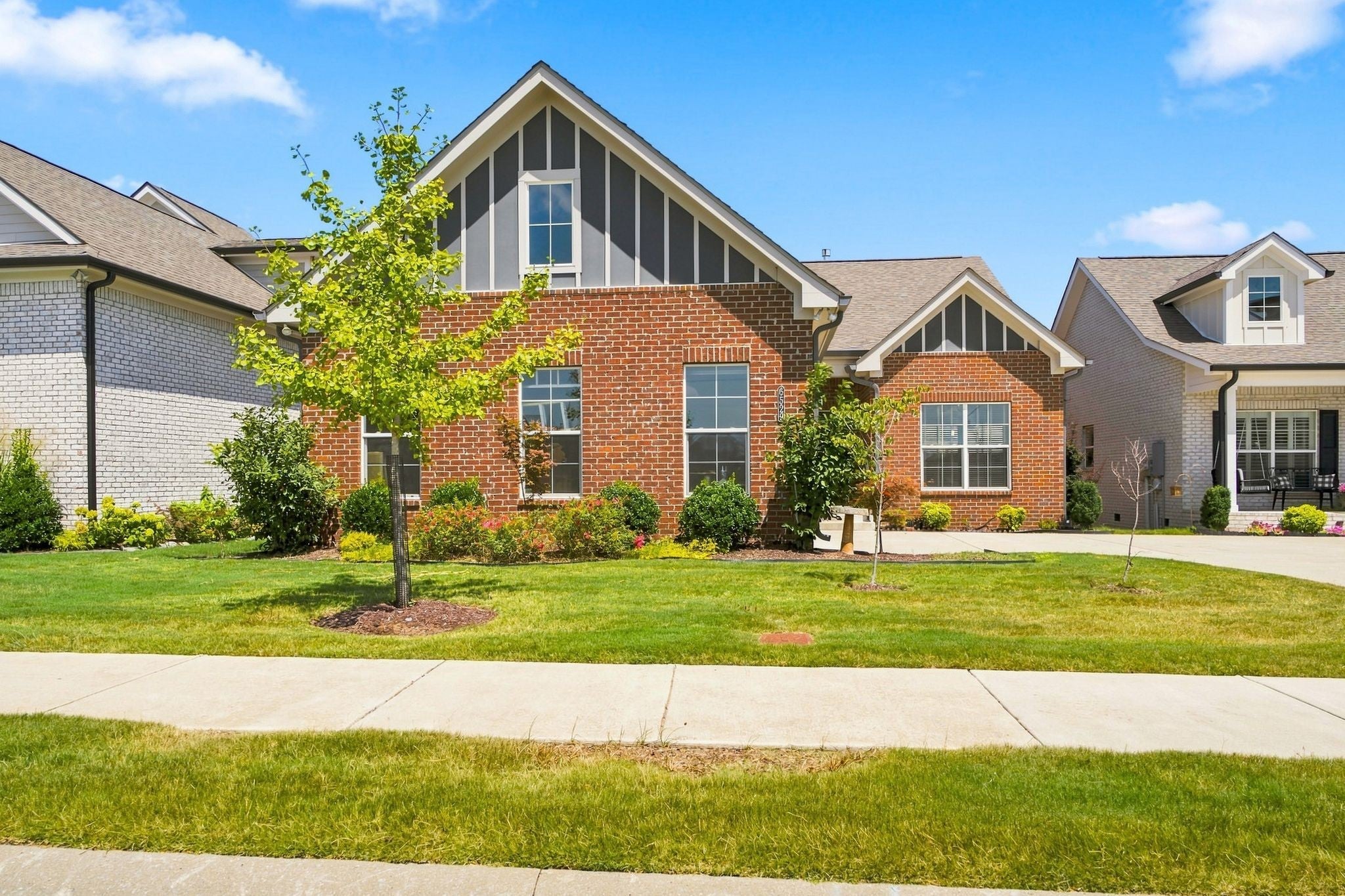 3-bed listing at 6529 Frye Lane, Hermitage
