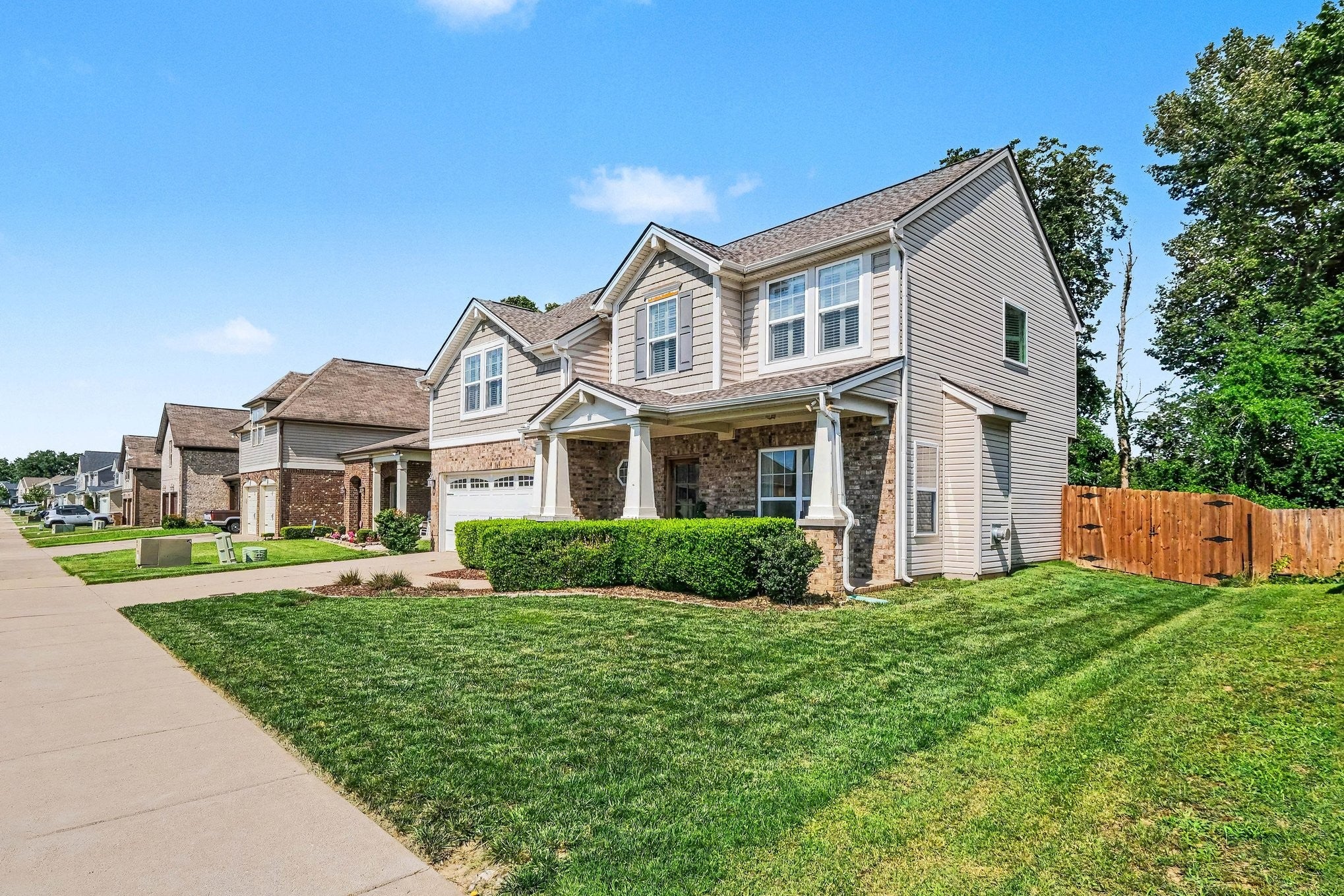 4248 Longfellow Dr
