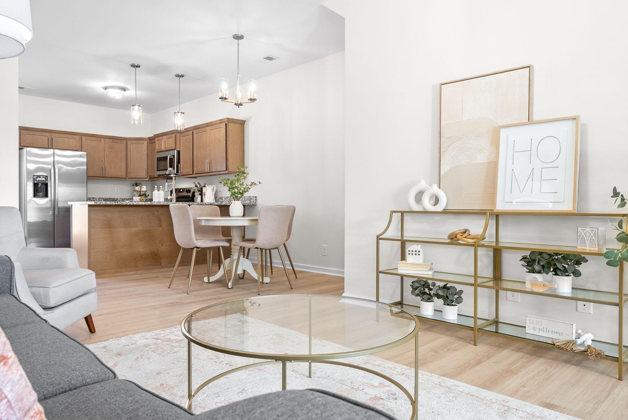 Clarksville, Tennessee 37043, United States, 2 Bedrooms Bedrooms, ,3 BathroomsBathrooms,Residential,Pending,110065