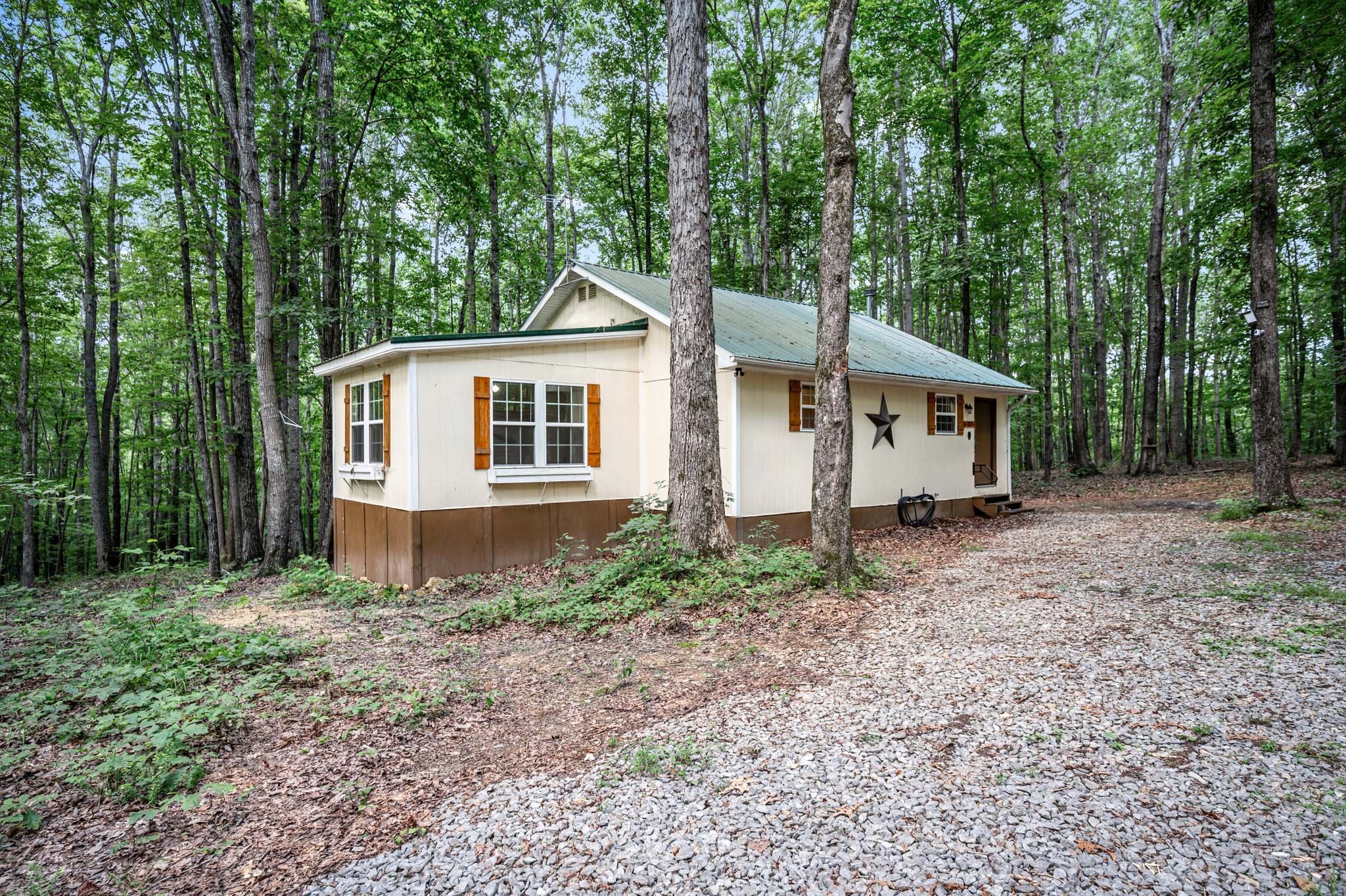 3950 Parchcorn Hollow Rd