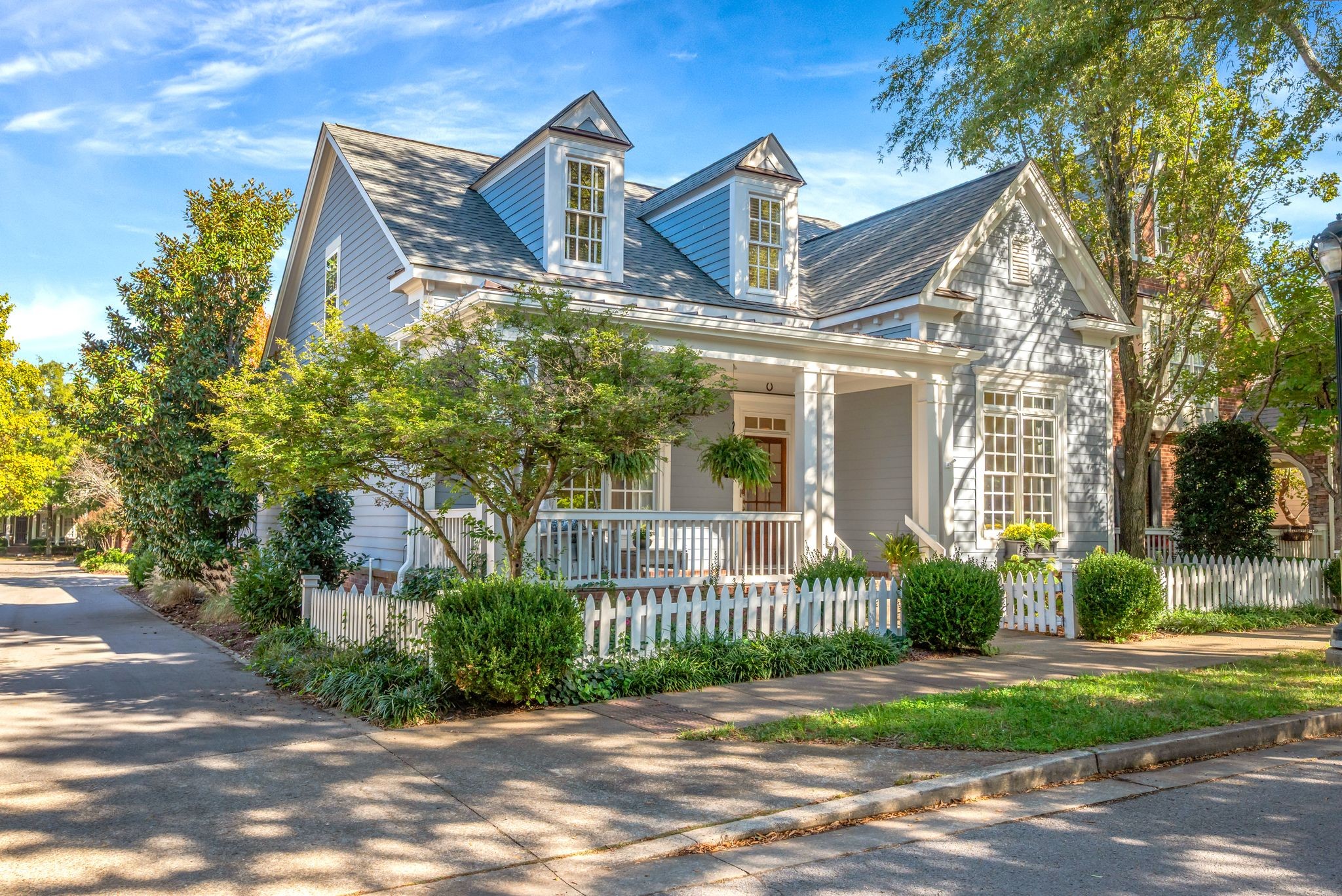300 Addison Ave