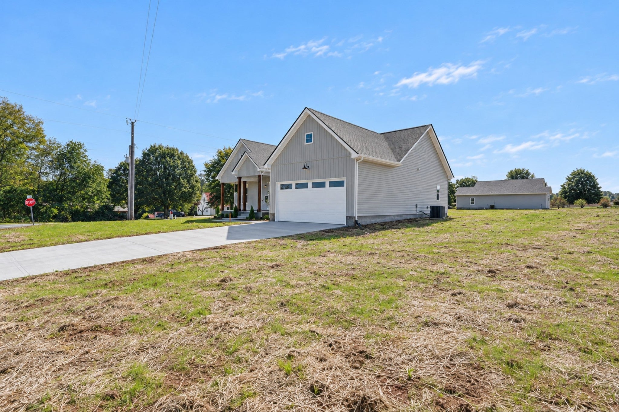 2864 Smoot Rd