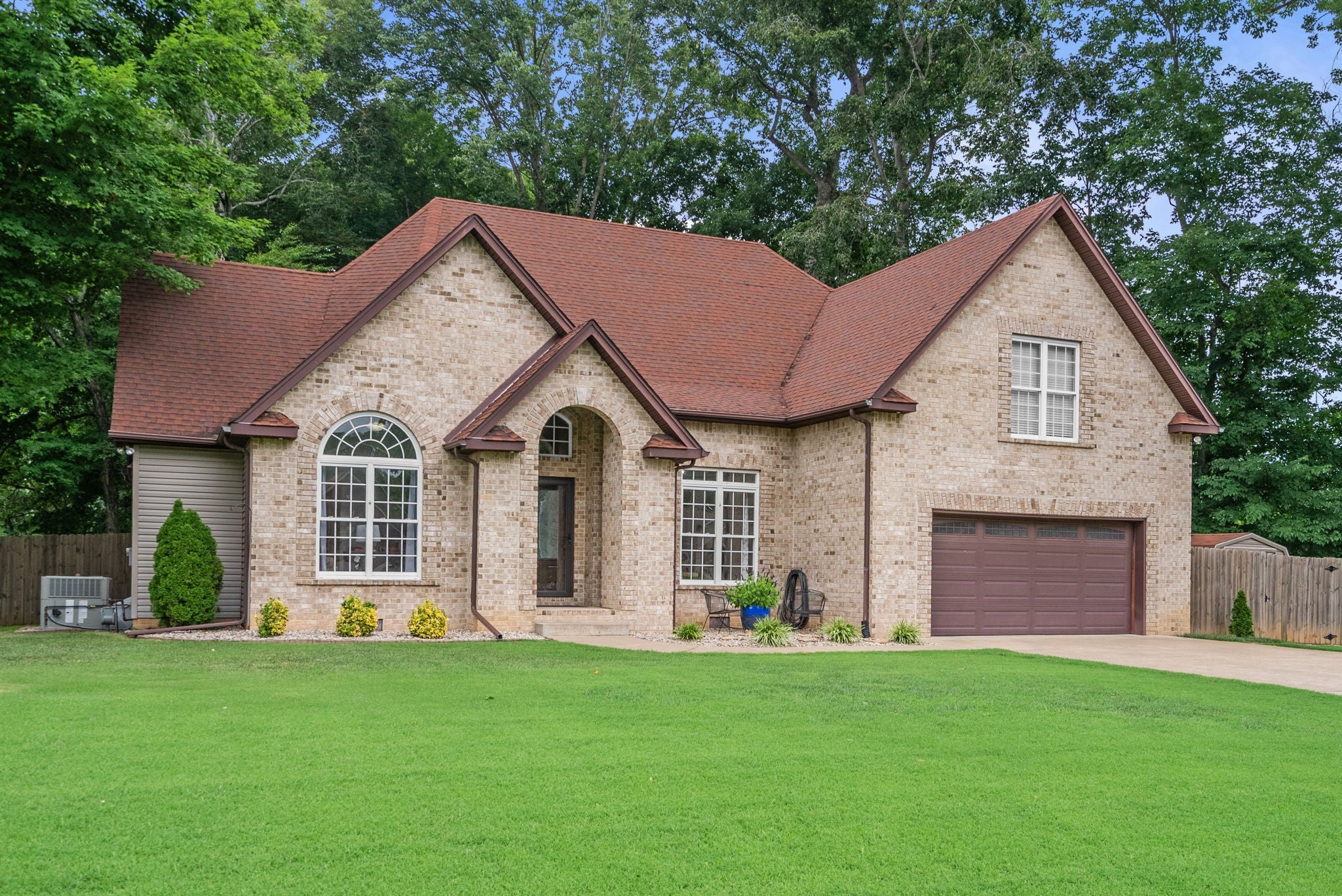 848 Sycamore Dr