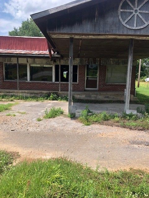 4270 Highway 46 N Cumberland City TN 37050