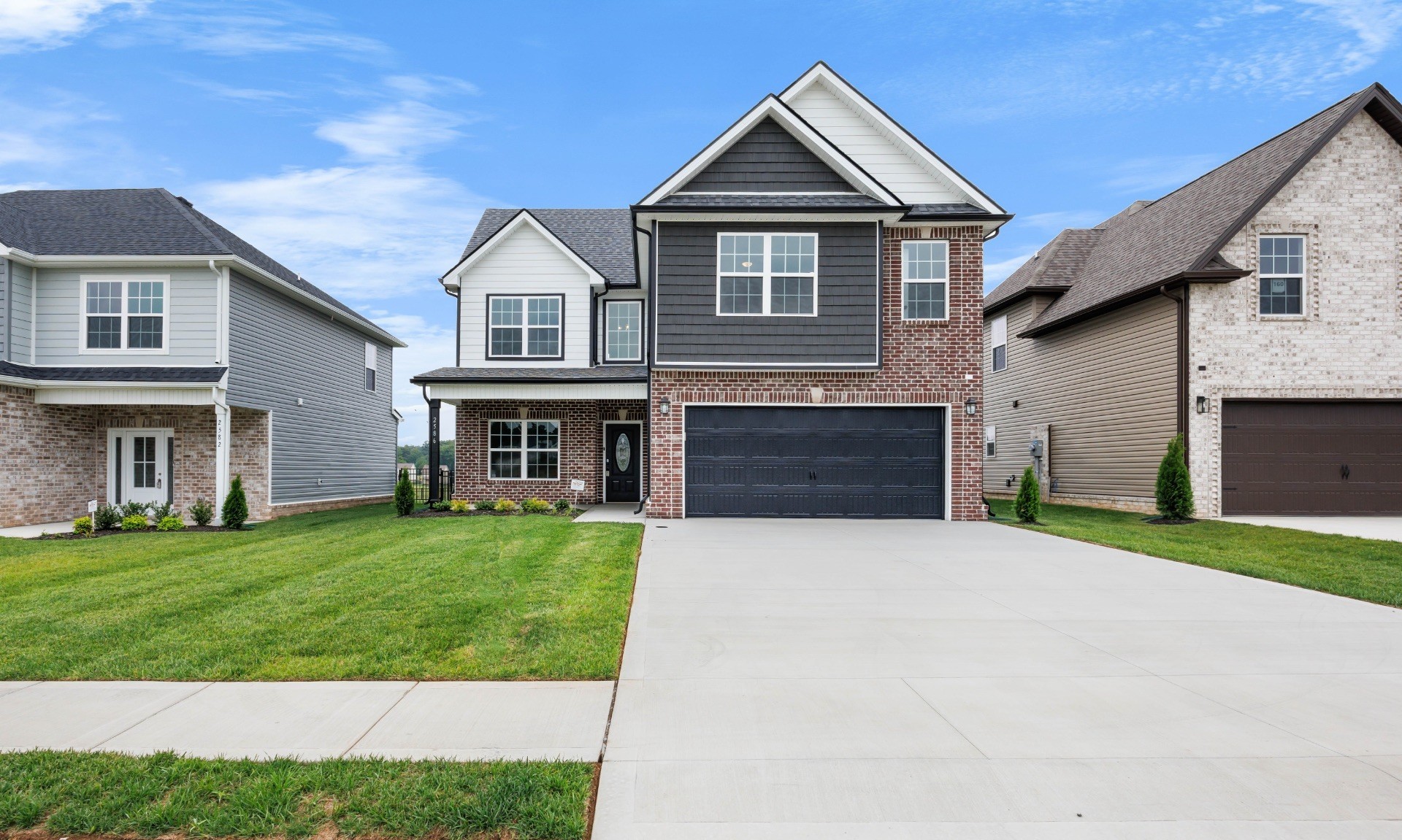 2586 Rafiki Dr
