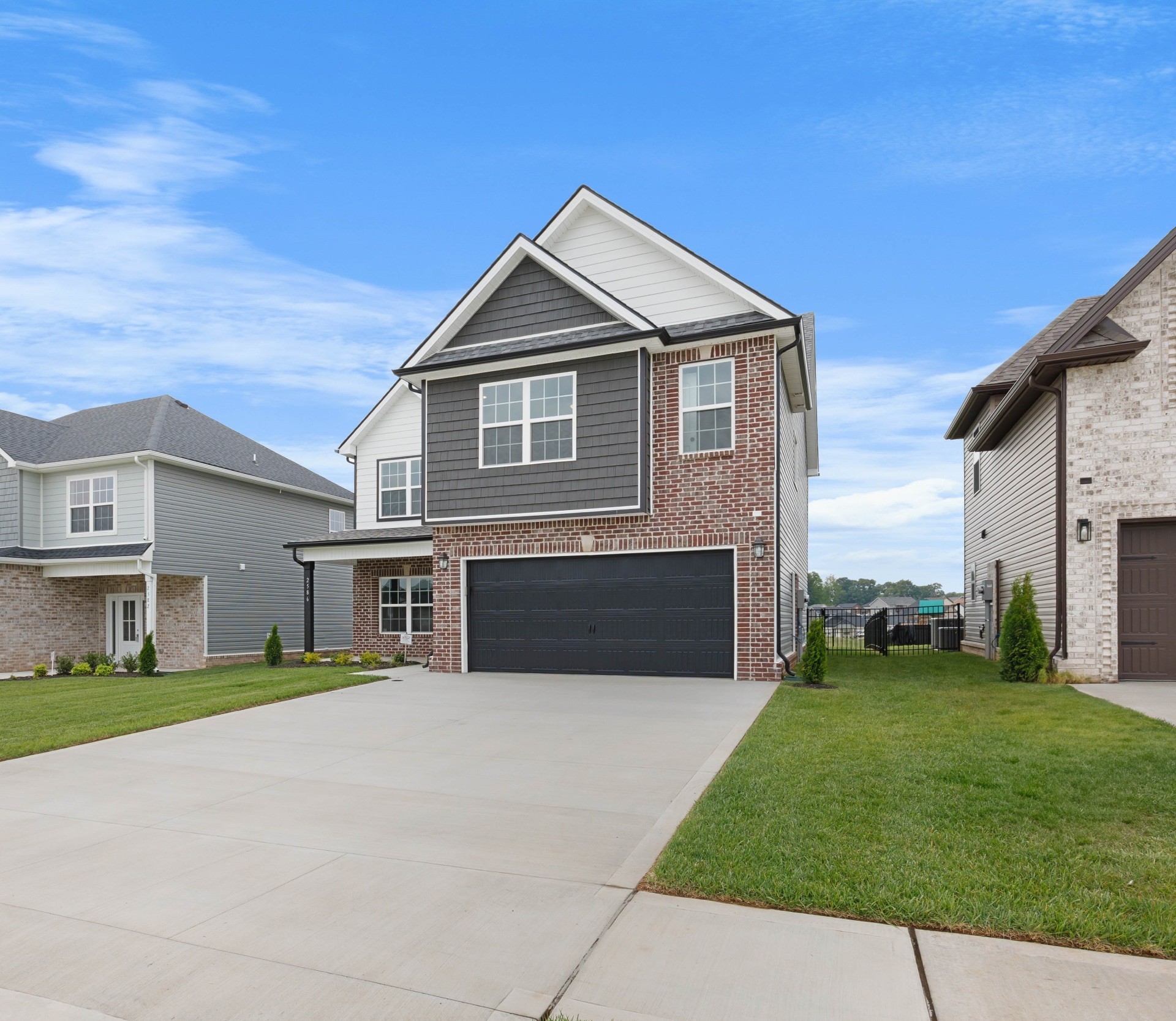 2586 Rafiki Dr