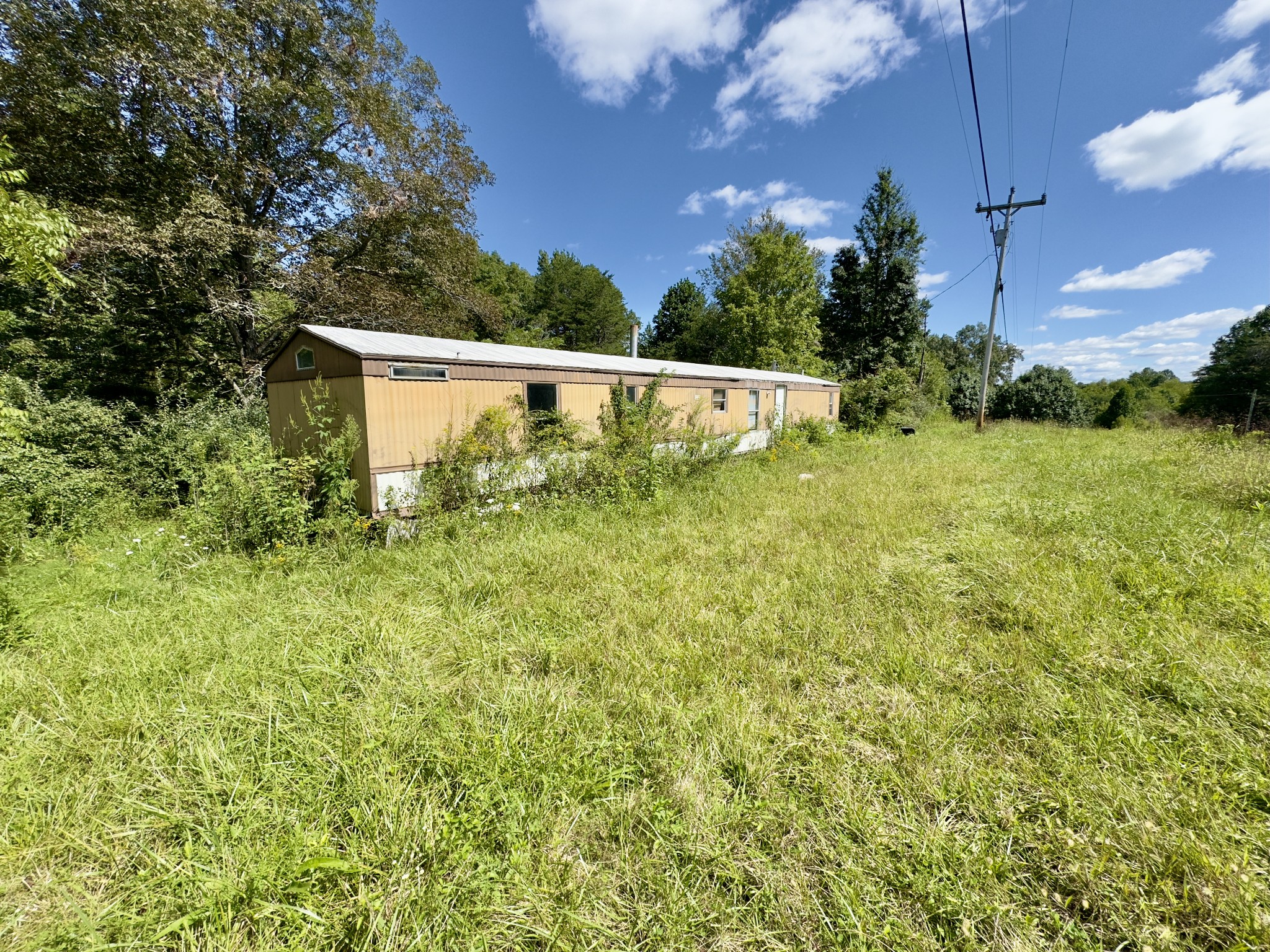 8849 Eastland Rd