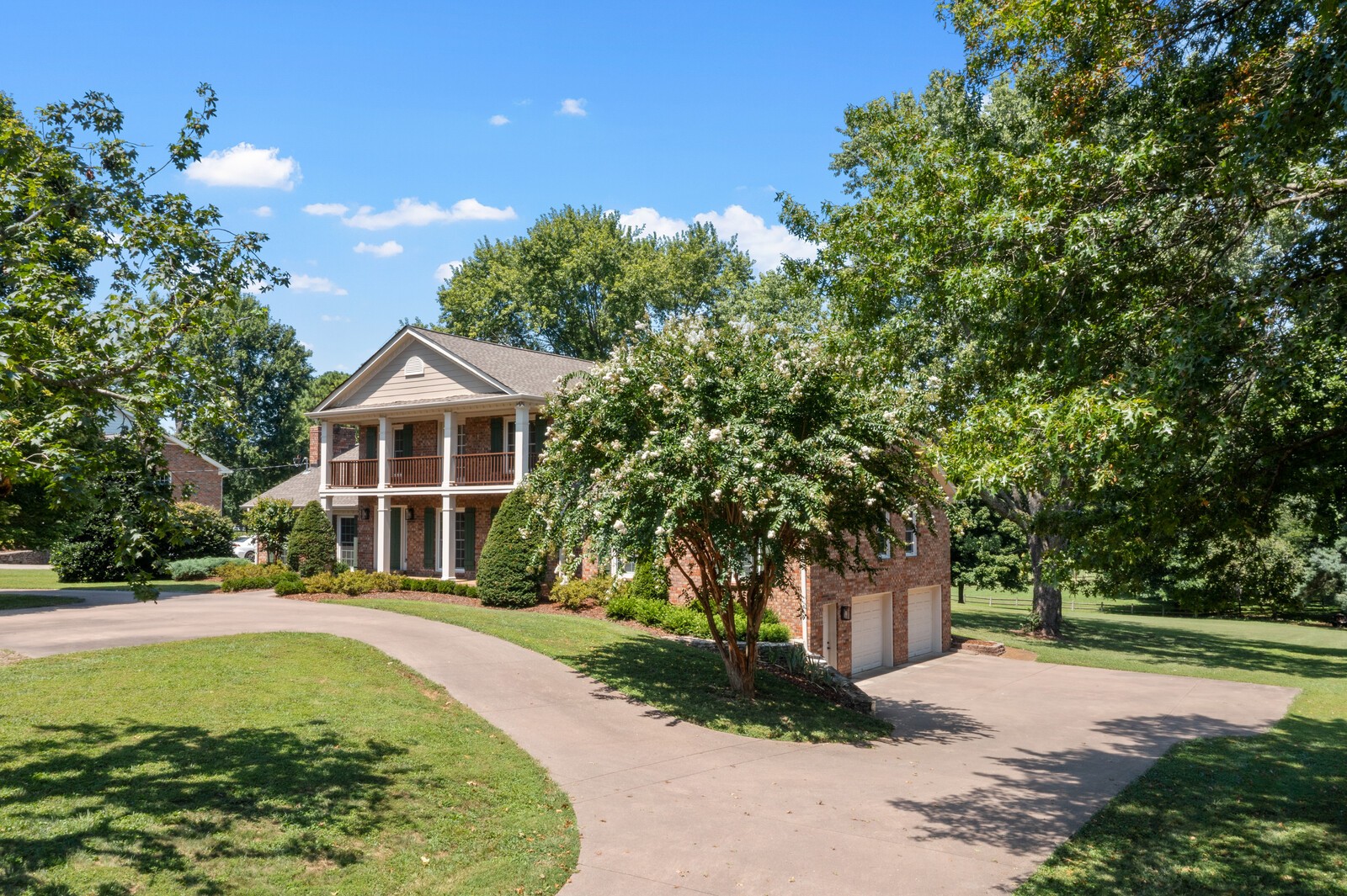 9228 Fox Run Dr