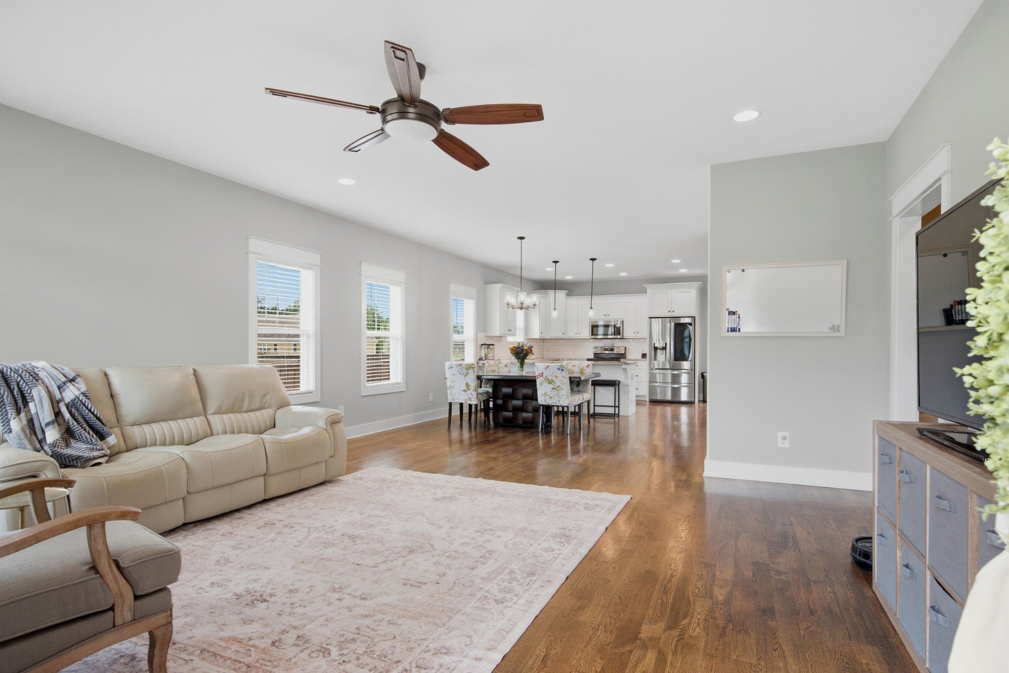 130 Bloomsbury Dr