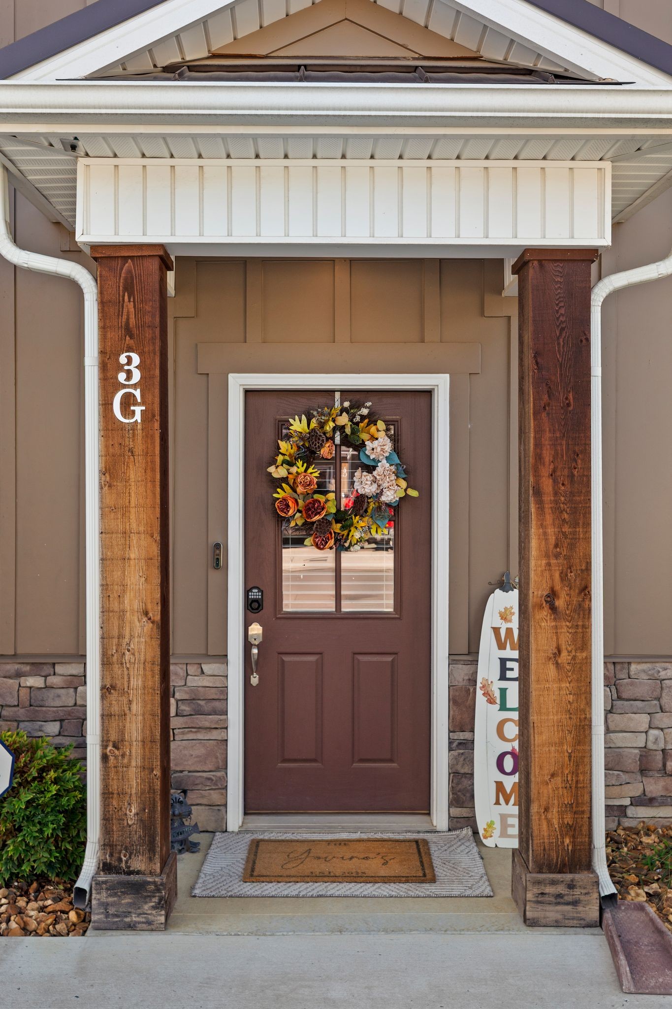 967 Horse Mountain Rd 3G