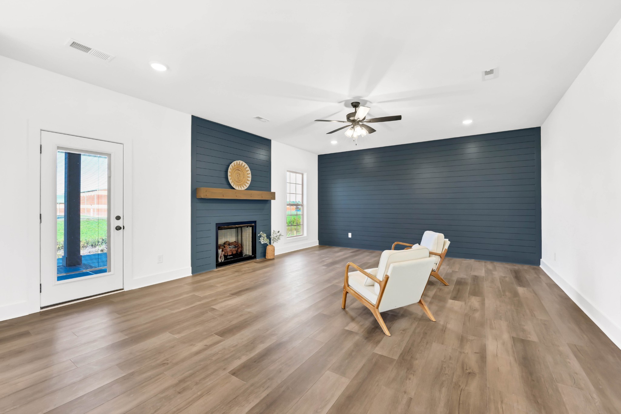 1117 Henry Place Blvd