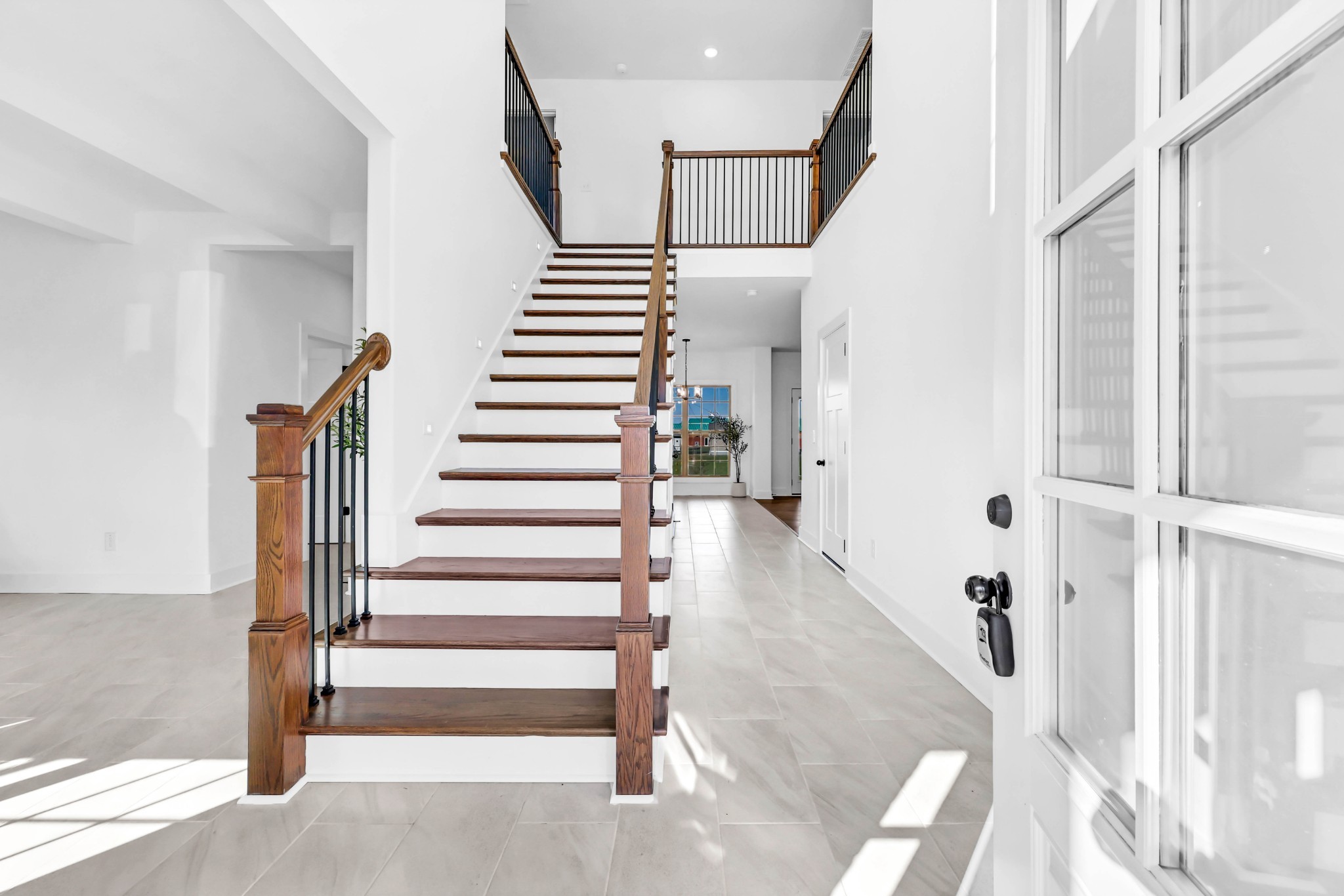 1117 Henry Place Blvd