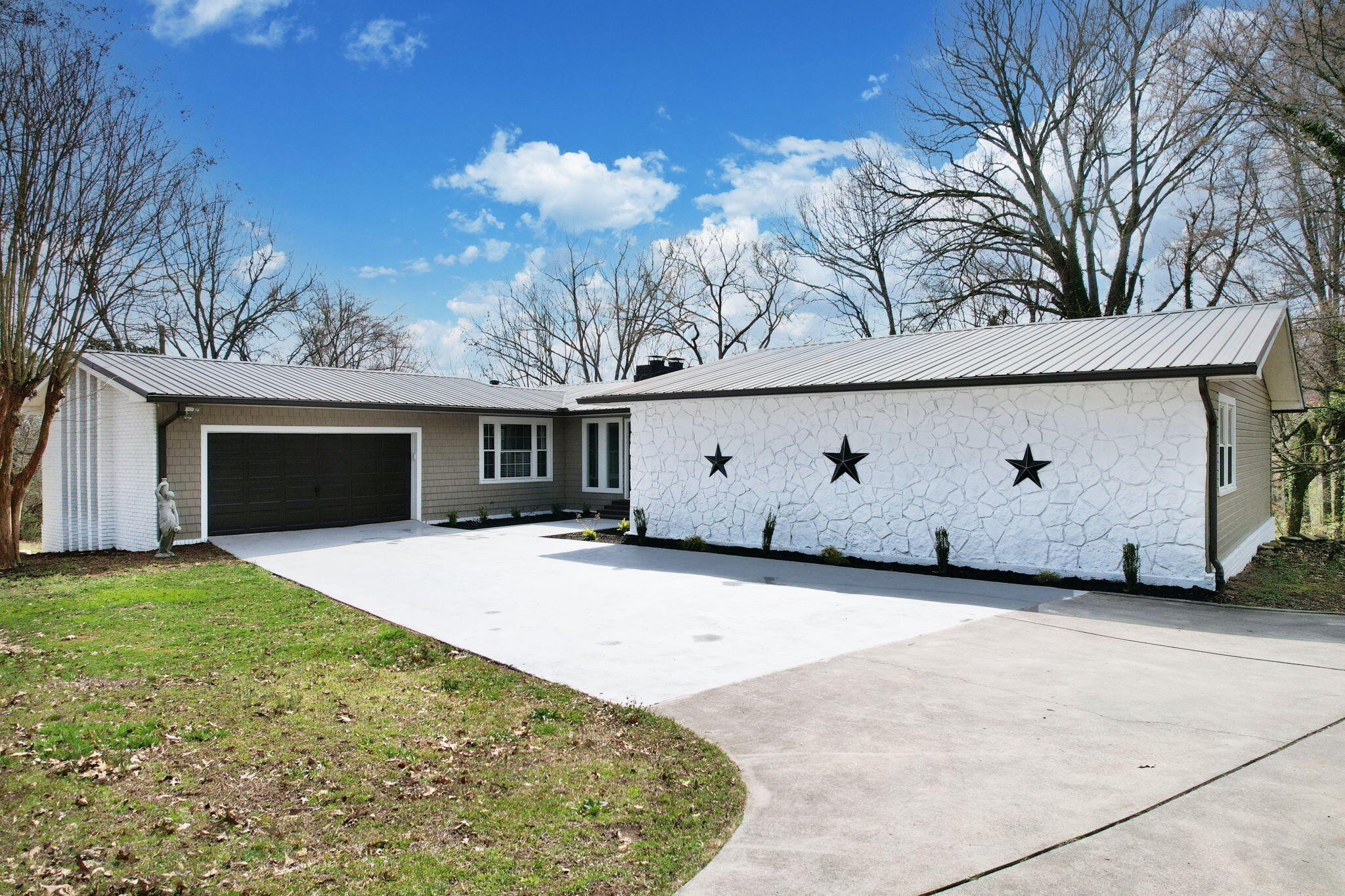 3839 Cleveland Highway