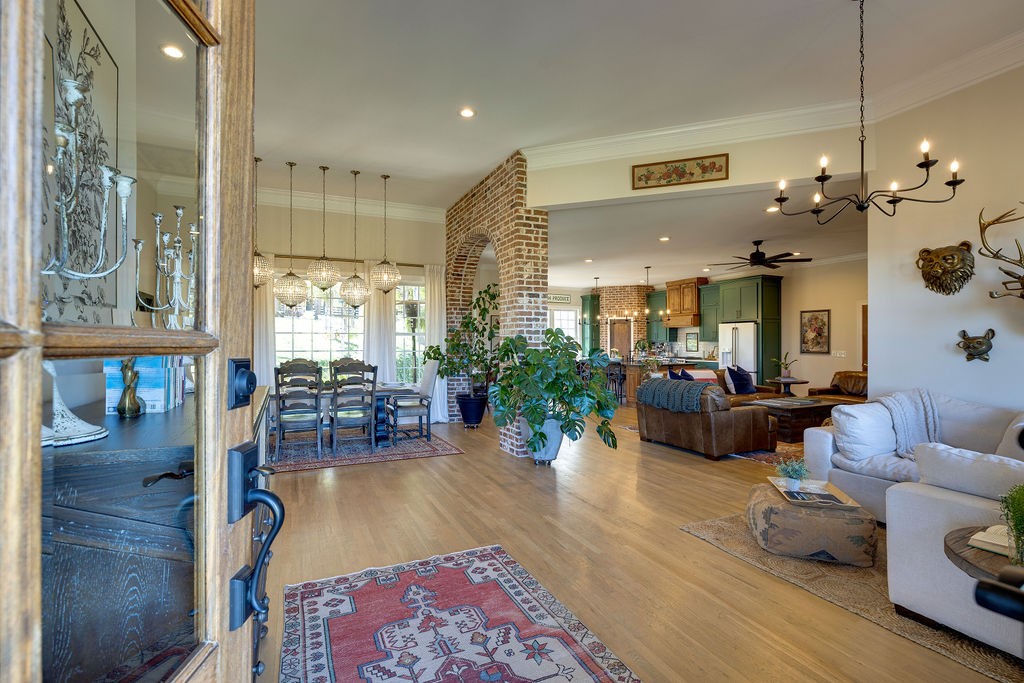 4447 Savage Pointe Dr