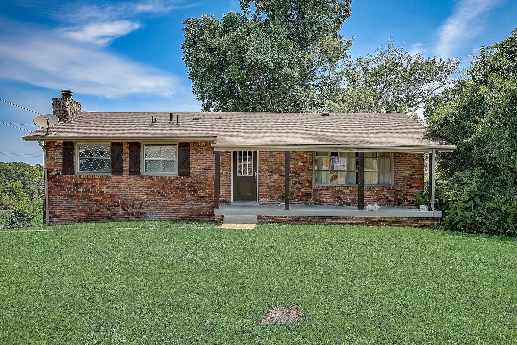 Photo 1 of 31 of 764 Winthorne Dr house