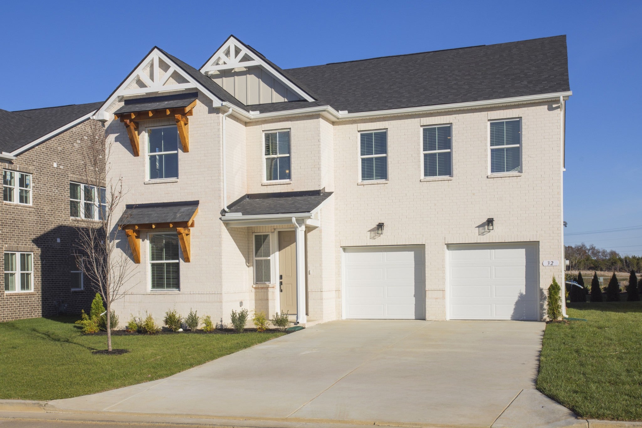 409 Downs Lane
