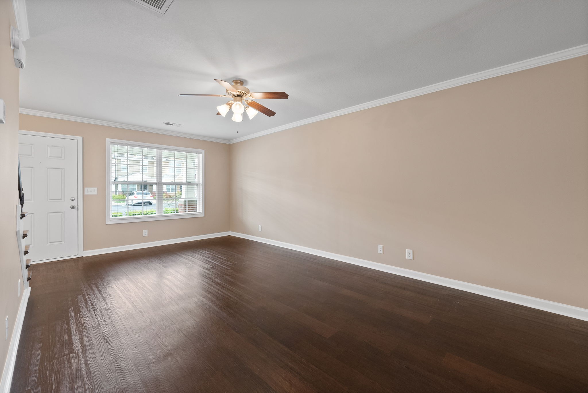 Clarksville, Tennessee 37040, United States, 2 Bedrooms Bedrooms, ,3 BathroomsBathrooms,Residential,Active,93192