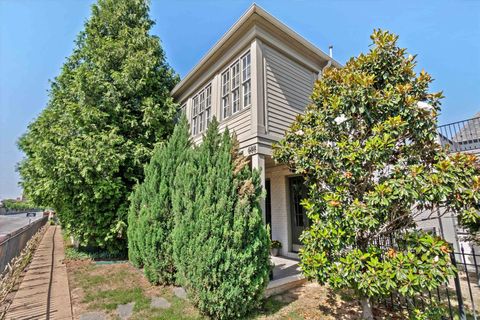 Photo of 688 S Main St, Memphis, TN 38103 (MLS # 3213589)