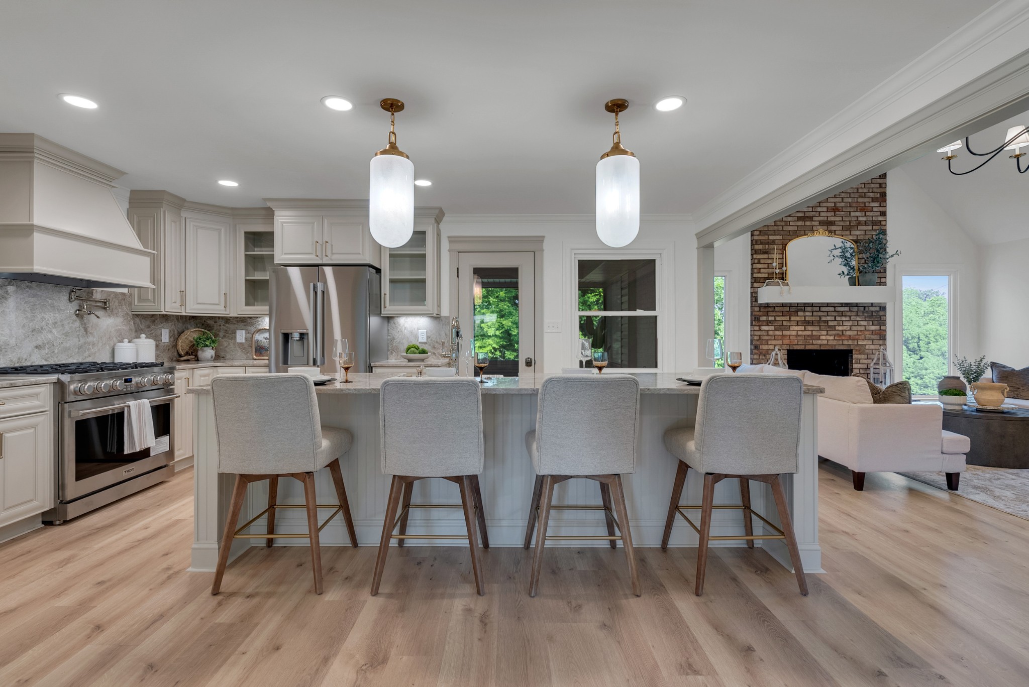 313 Fairway Dr