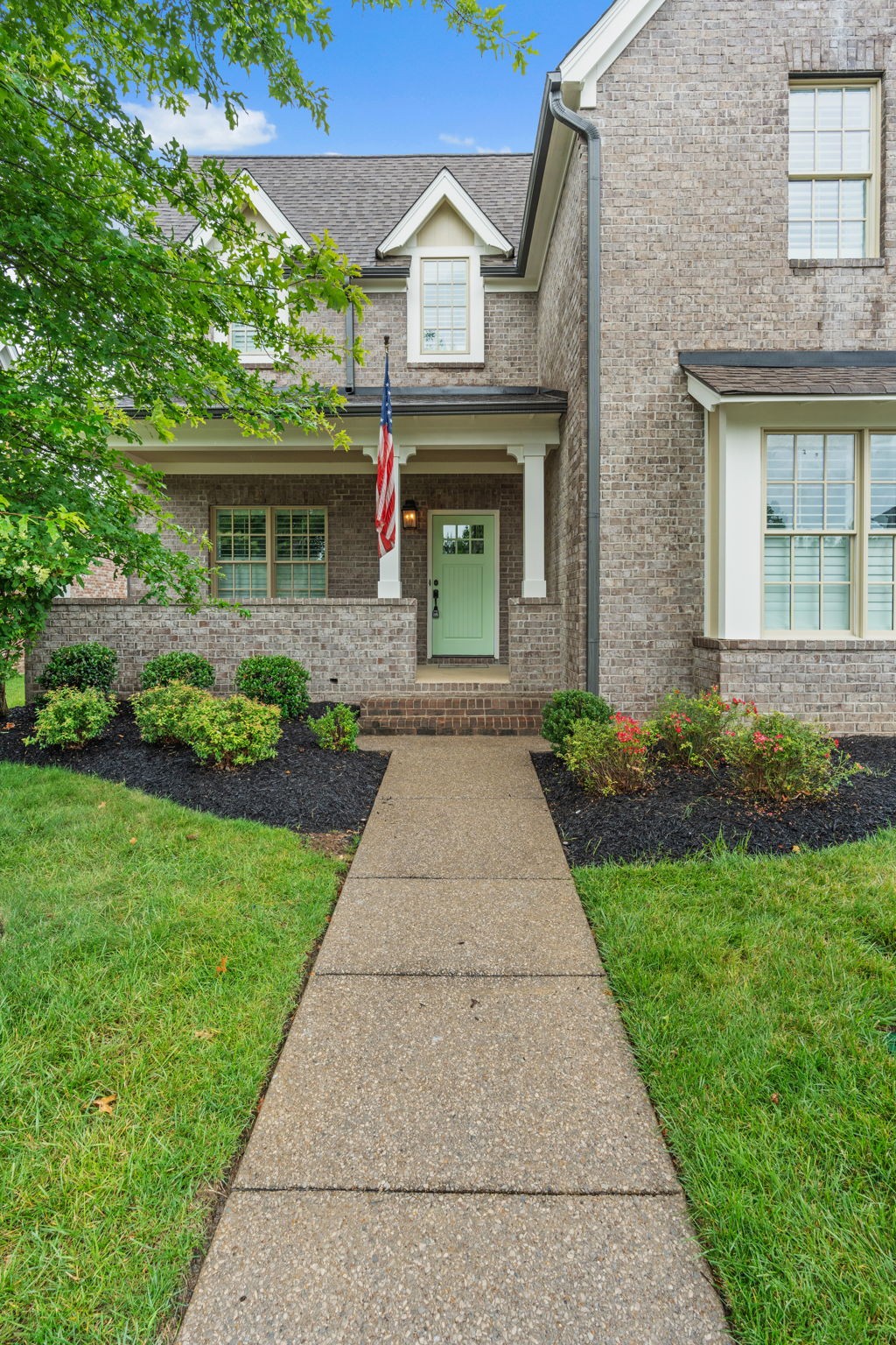 730 Fontwell Ln