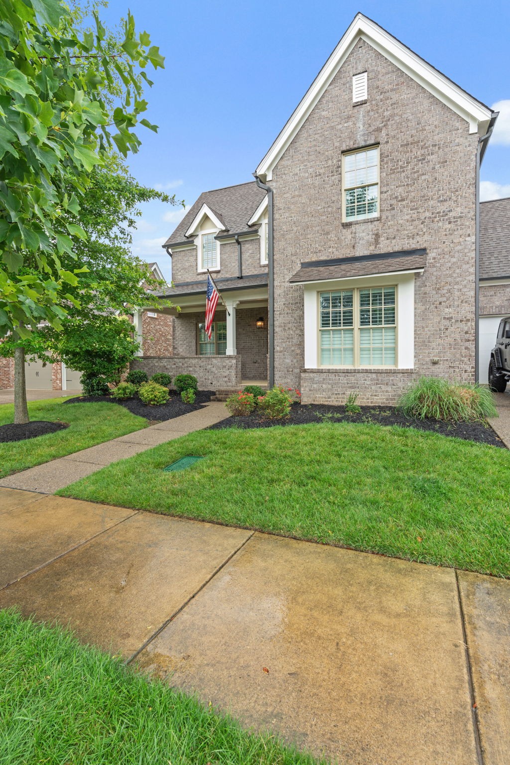 730 Fontwell Ln