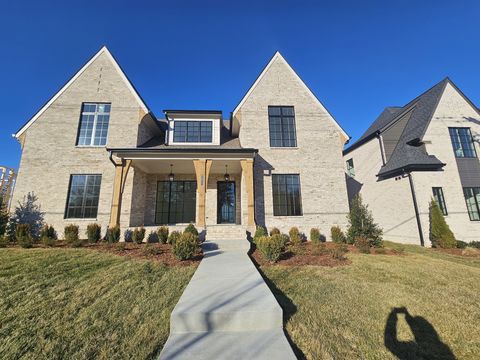 2962 Del Rio Pike Franklin TN 37069