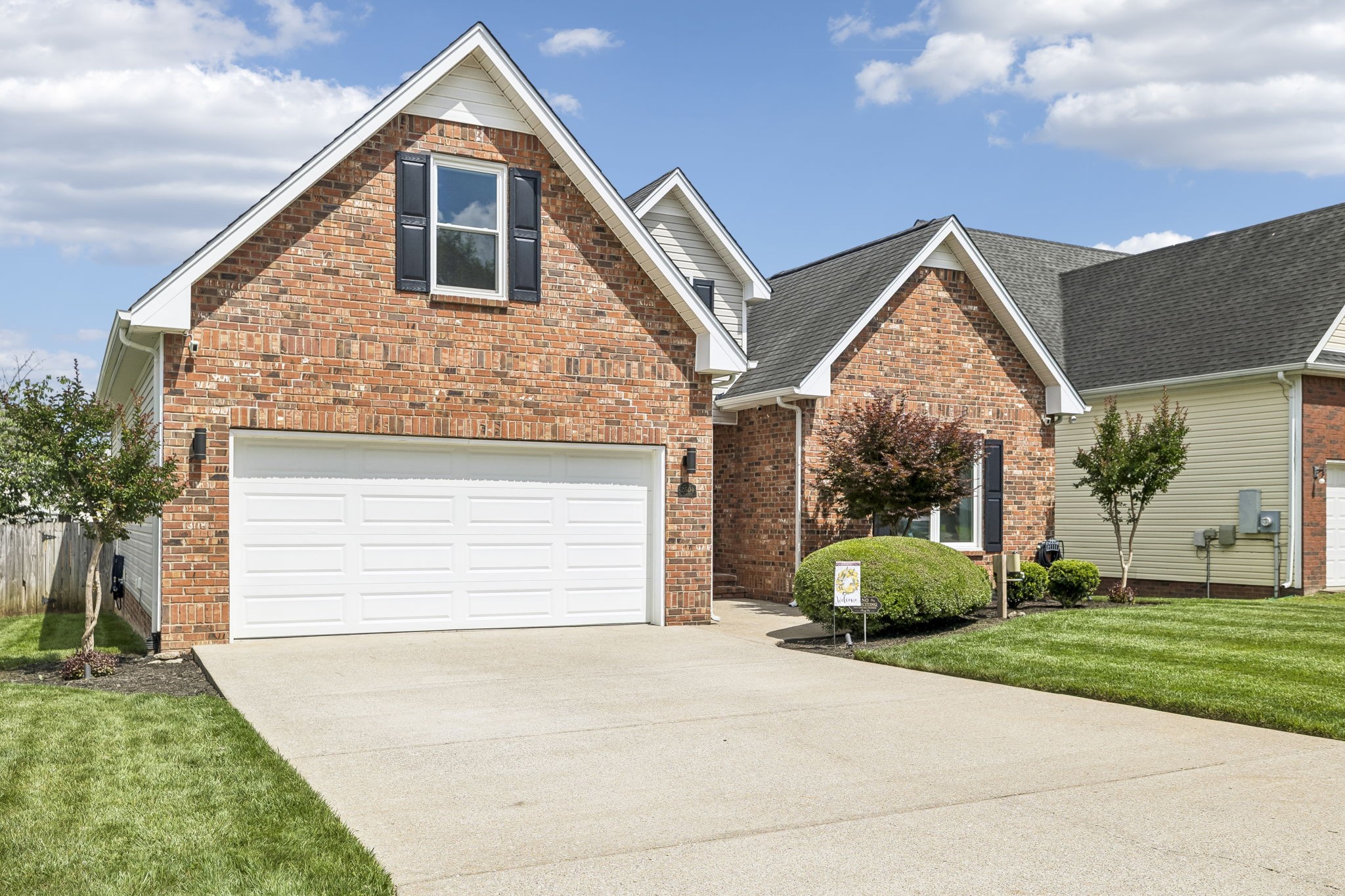 2504 Oak Hill Dr