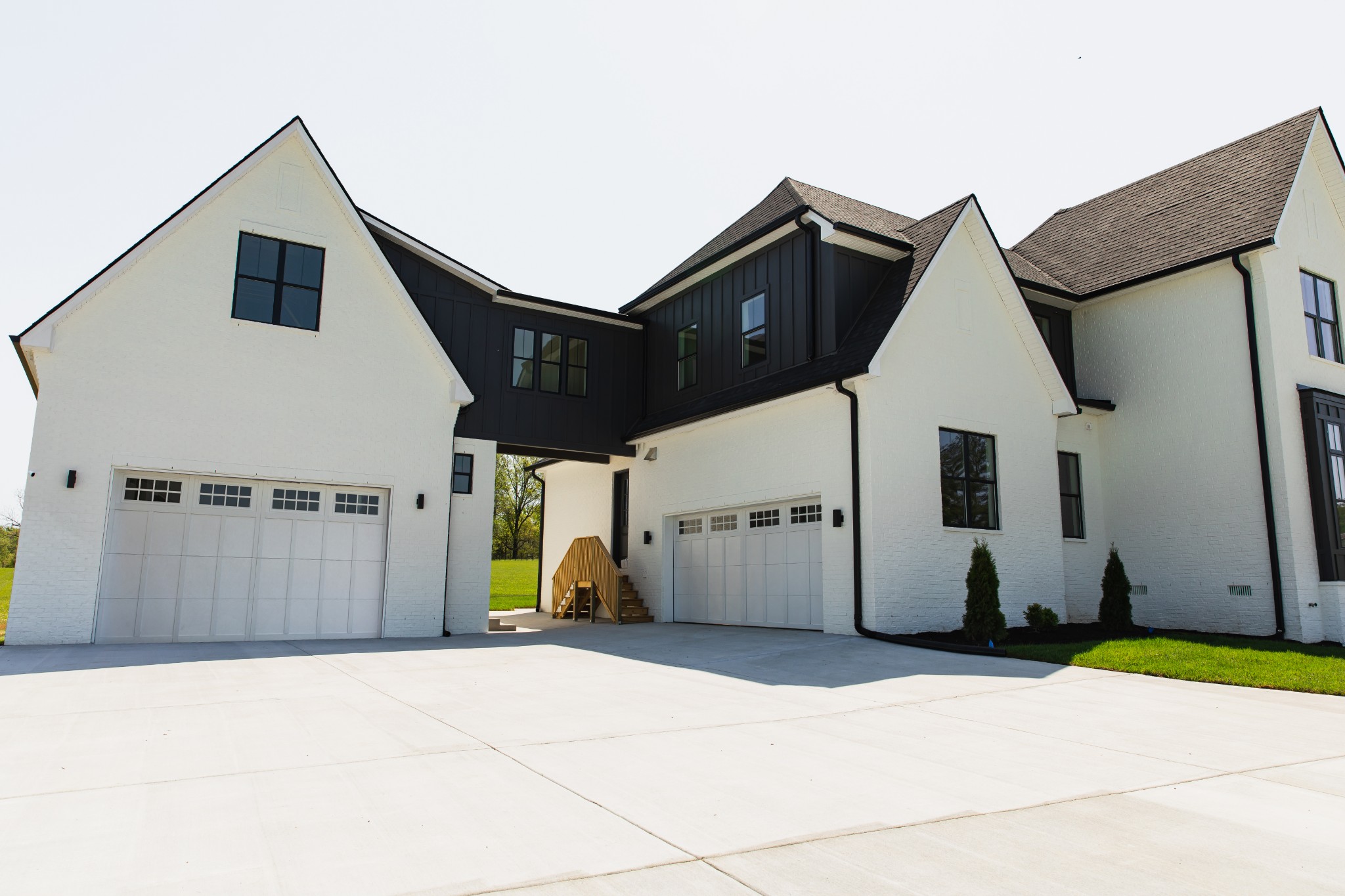 9085 Twelve Corners Rd