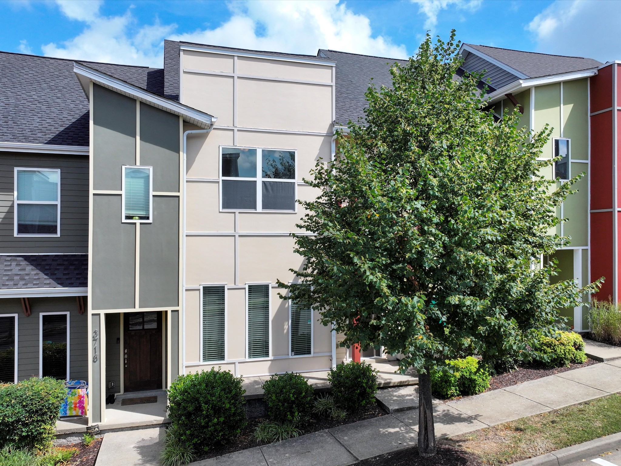 3716 Lausanne Dr 222