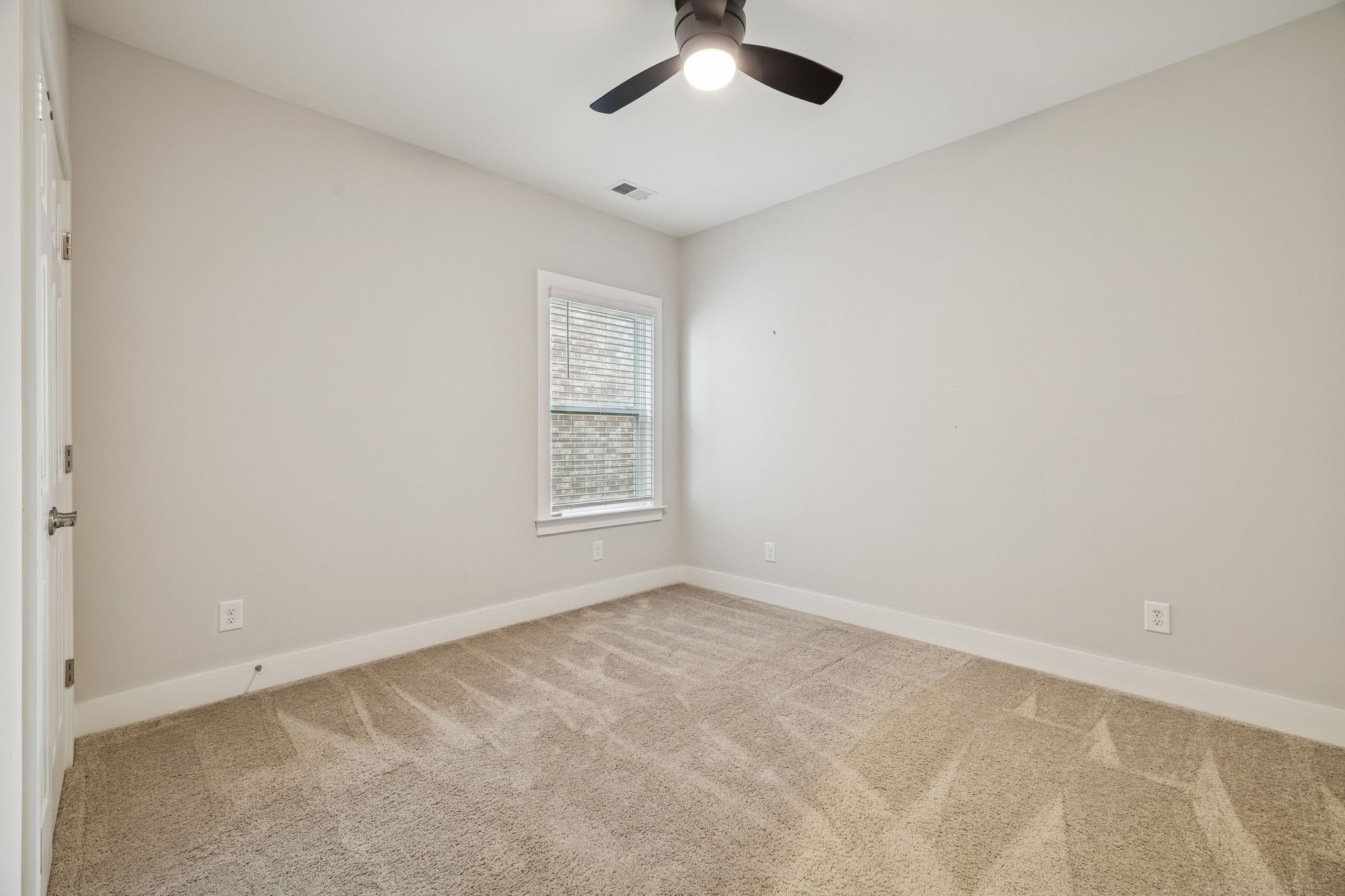 428 Triple Crown Cir