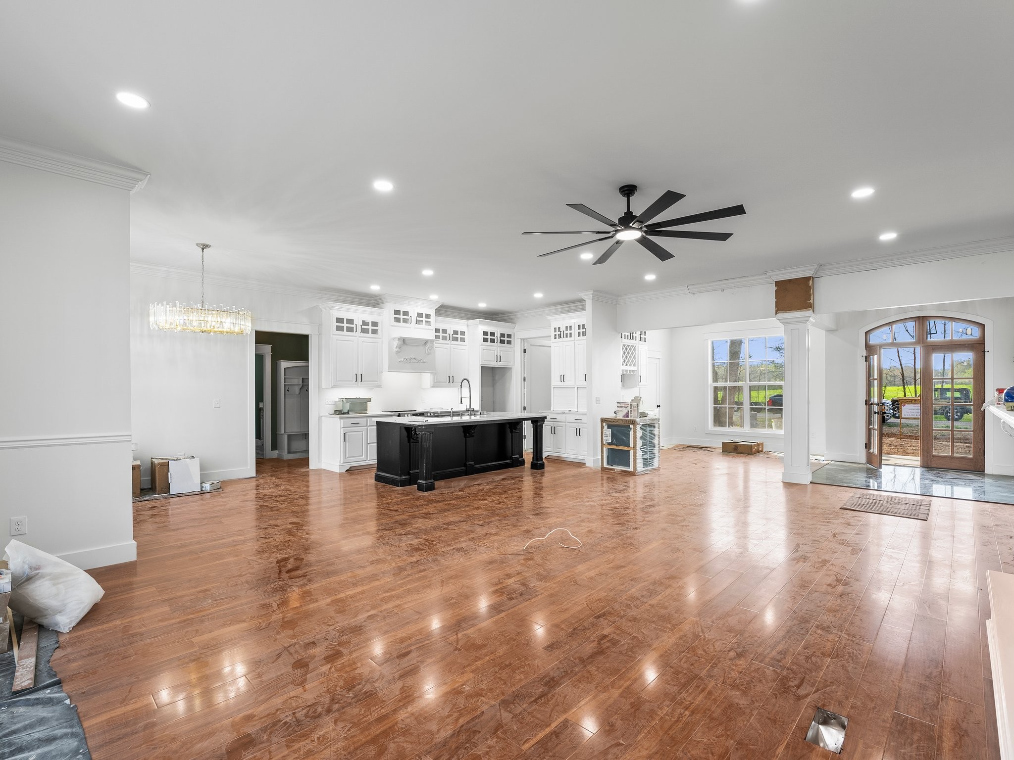 511 Woods Lake Rd