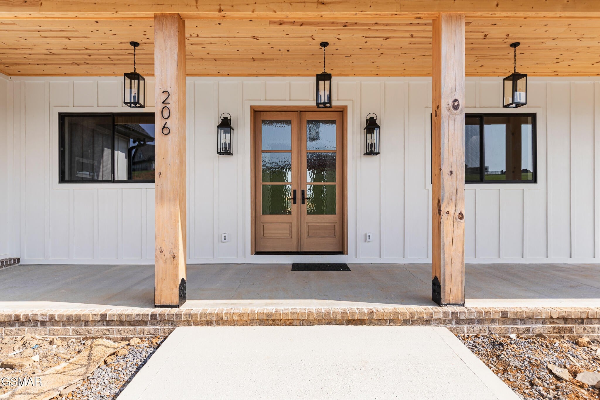 206 Eagle View Drive