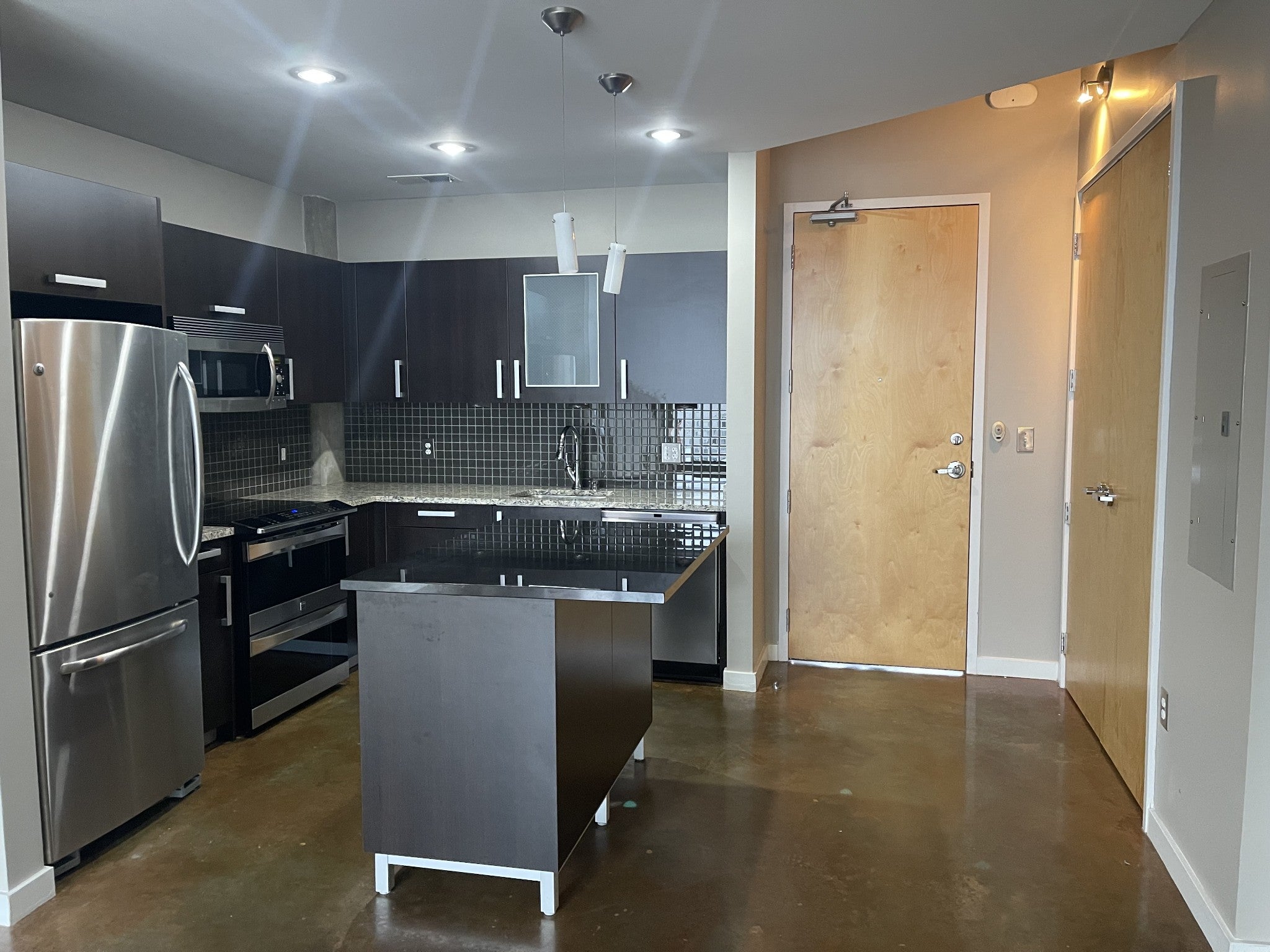 600 12th Ave S 728