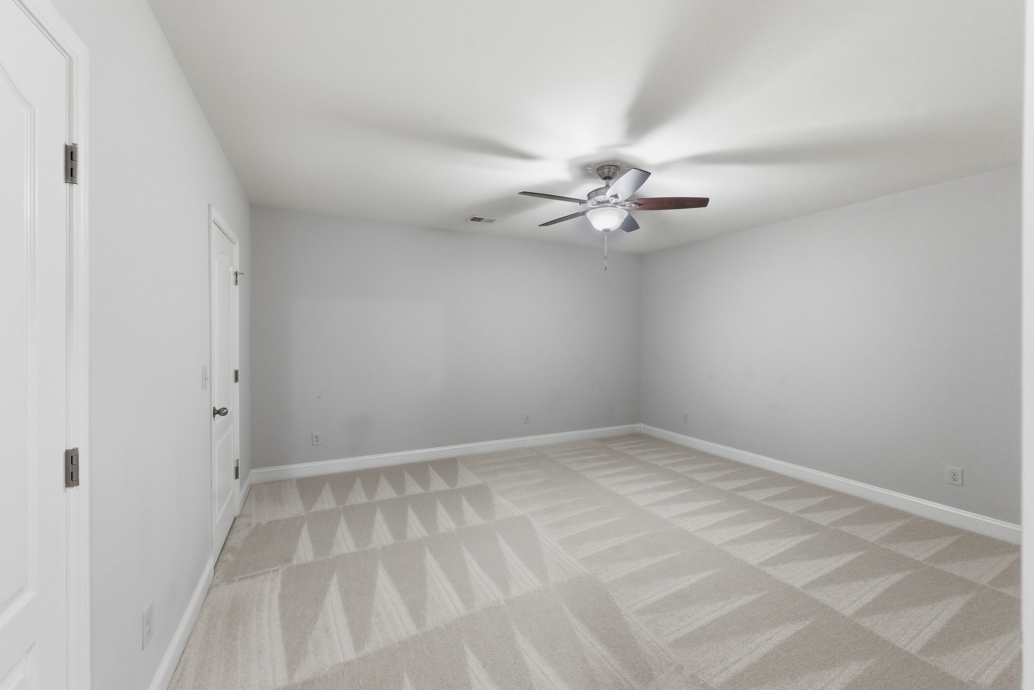 1123 Woodbury Falls Ct