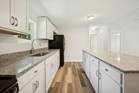 3117 Thompson Ln Westmoreland TN 37186