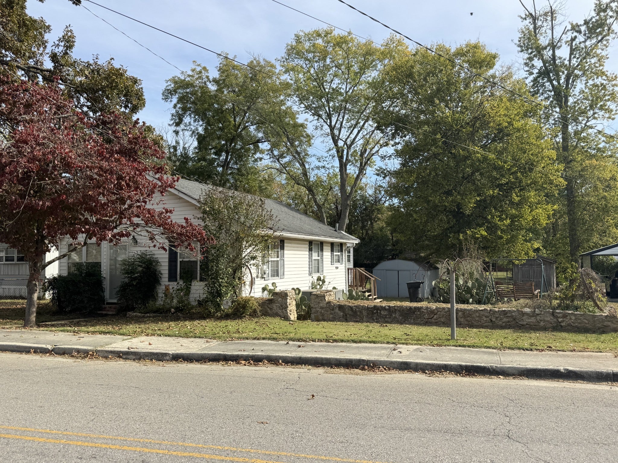 737 Maplewood Ave