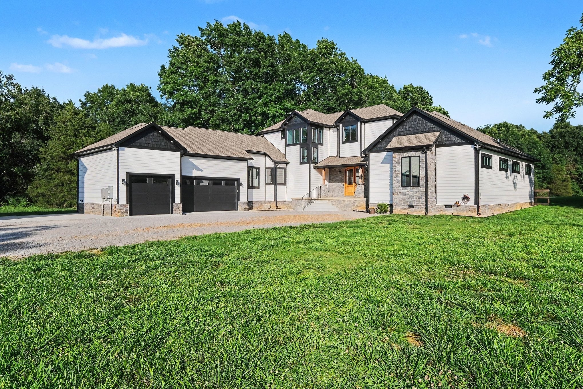 2267 Hunter Rd