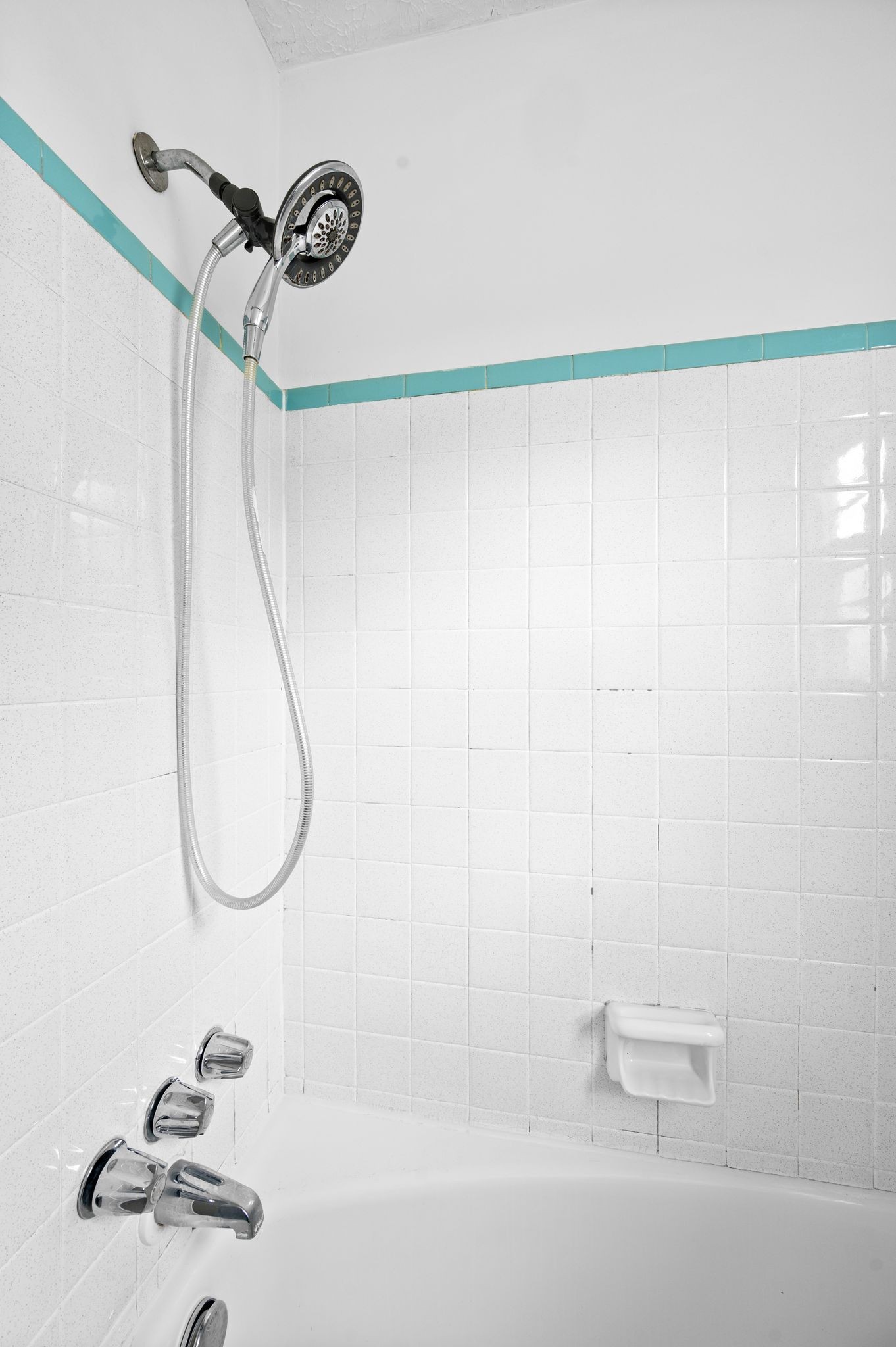 Nashville, Tennessee 37209, United States, 4 Bedrooms Bedrooms, ,2 BathroomsBathrooms,Residential,Active,252218