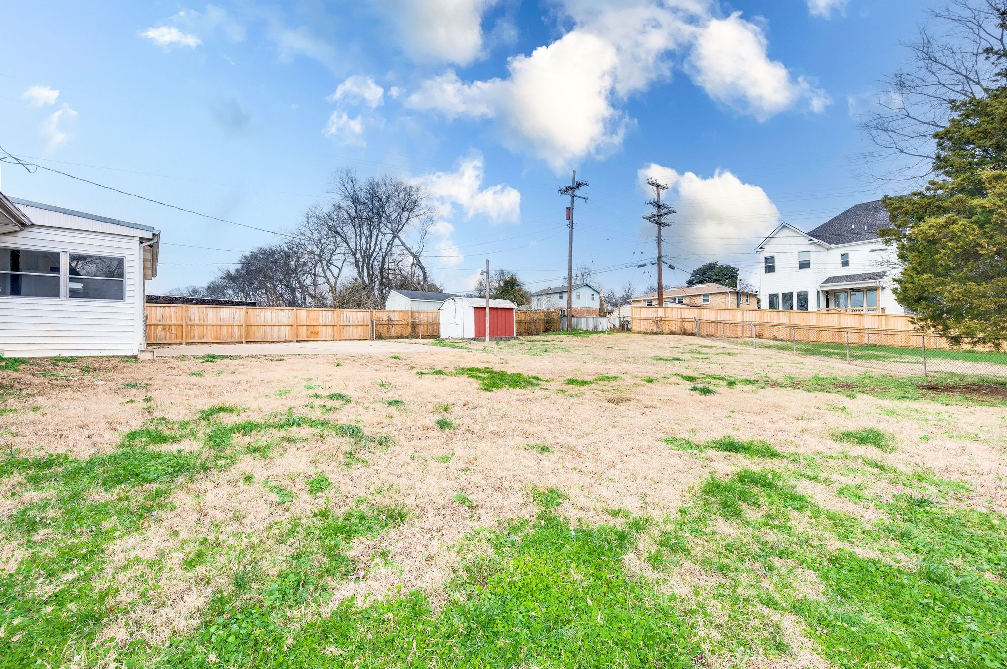 Nashville, Tennessee 37209, United States, 4 Bedrooms Bedrooms, ,2 BathroomsBathrooms,Residential,Active,252218