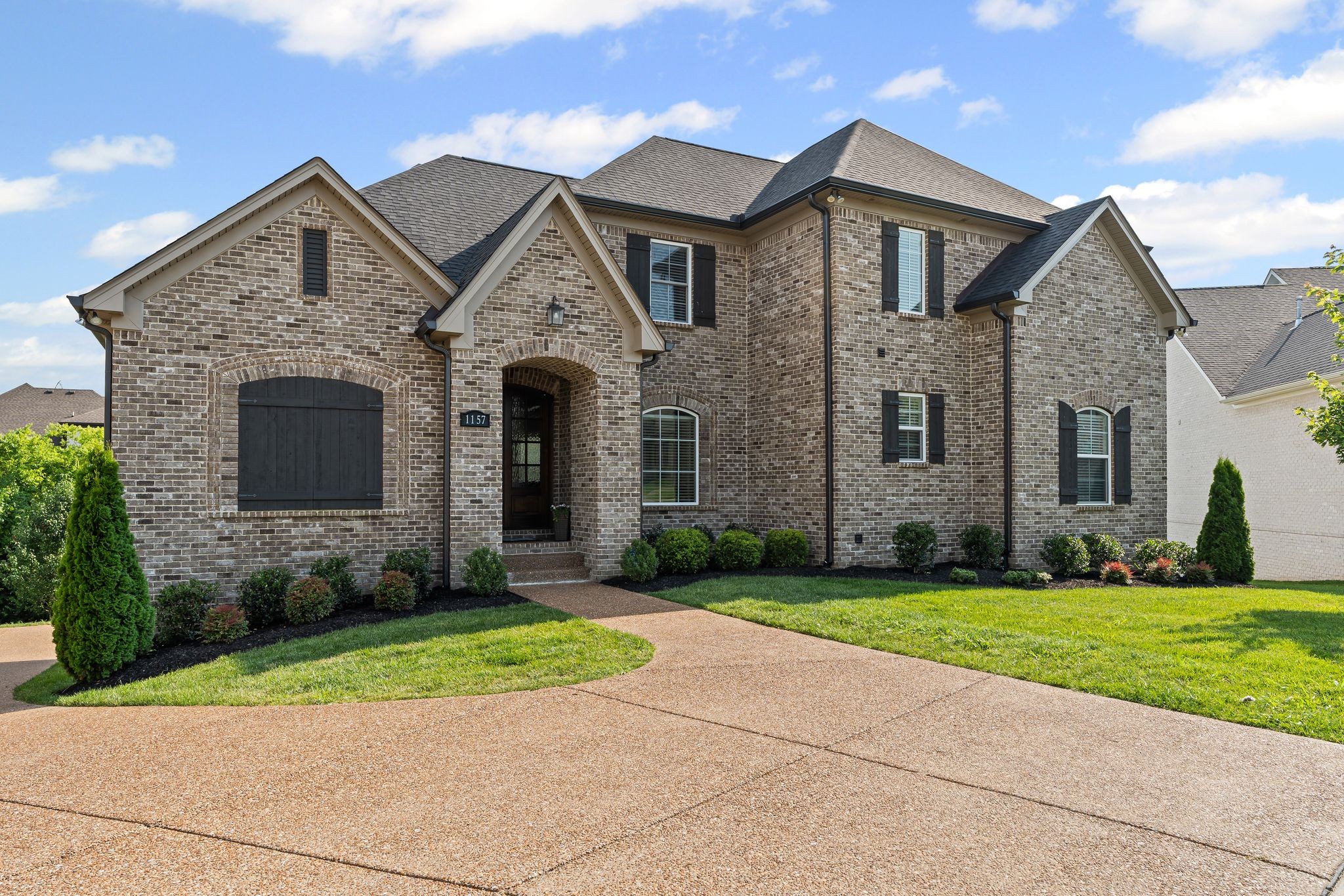 1157 Warlander Way