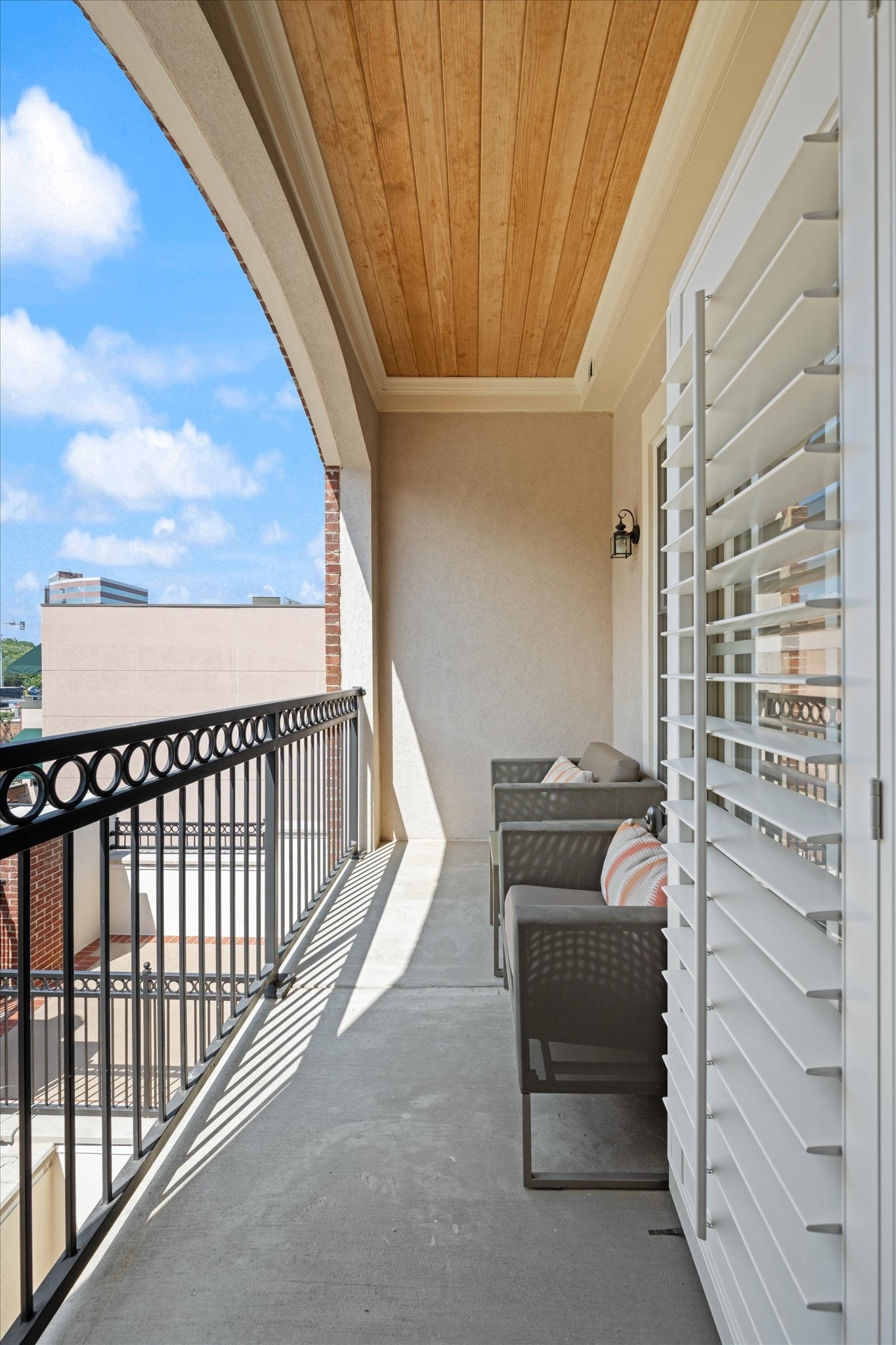 4120 Ridgefield Dr 301