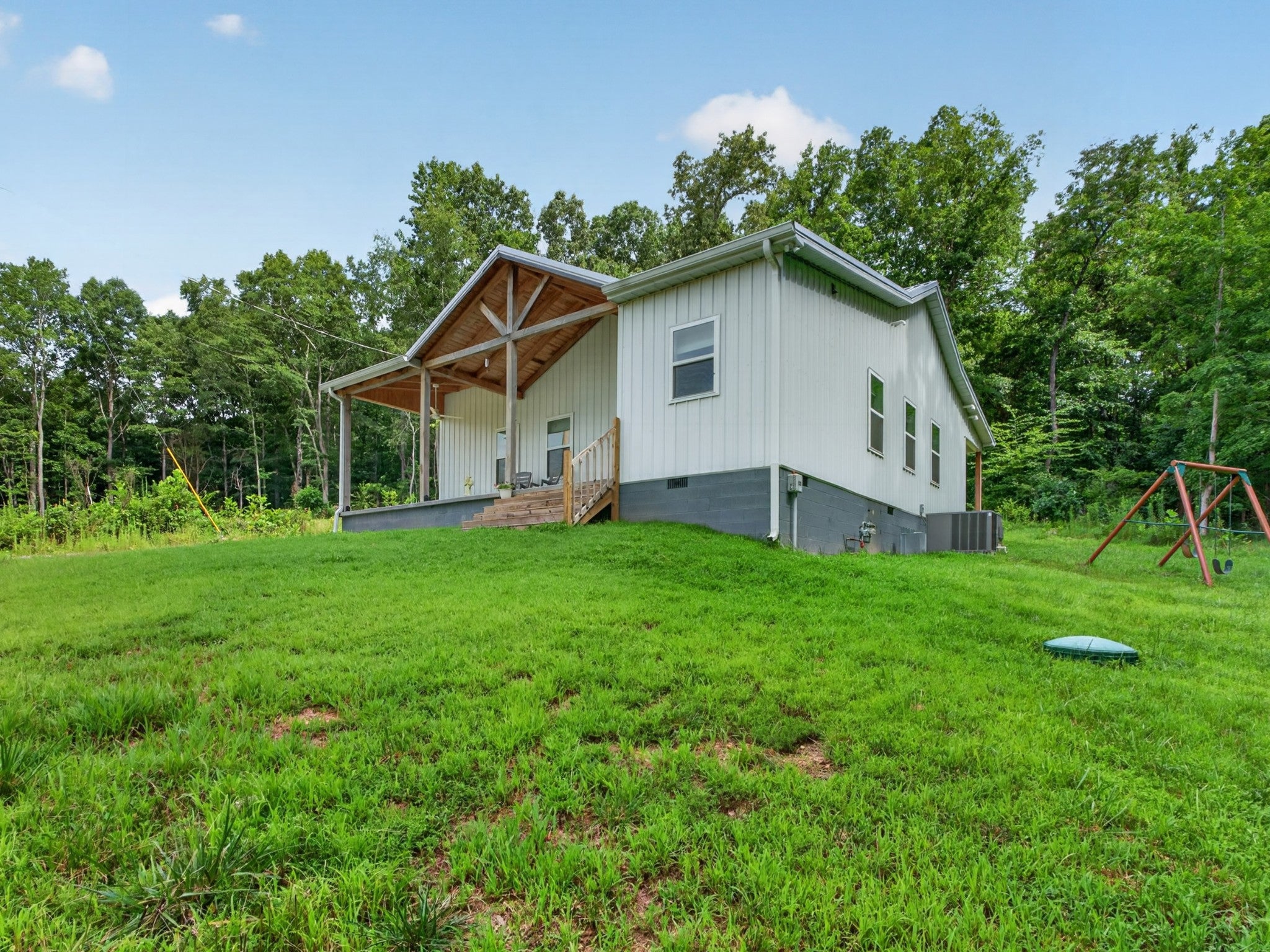 1047 Old County House Rd