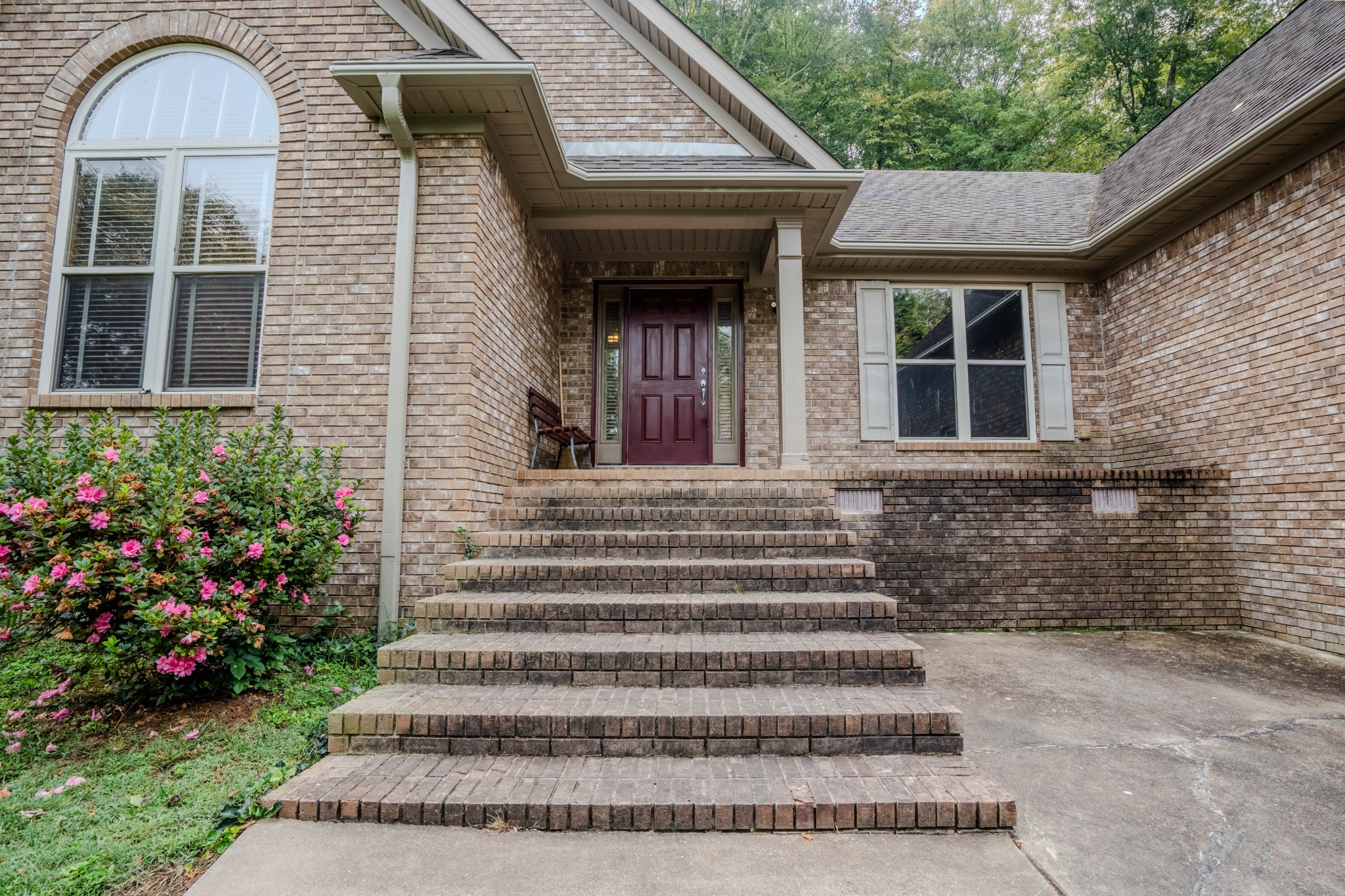 410 Britton Hollow Rd