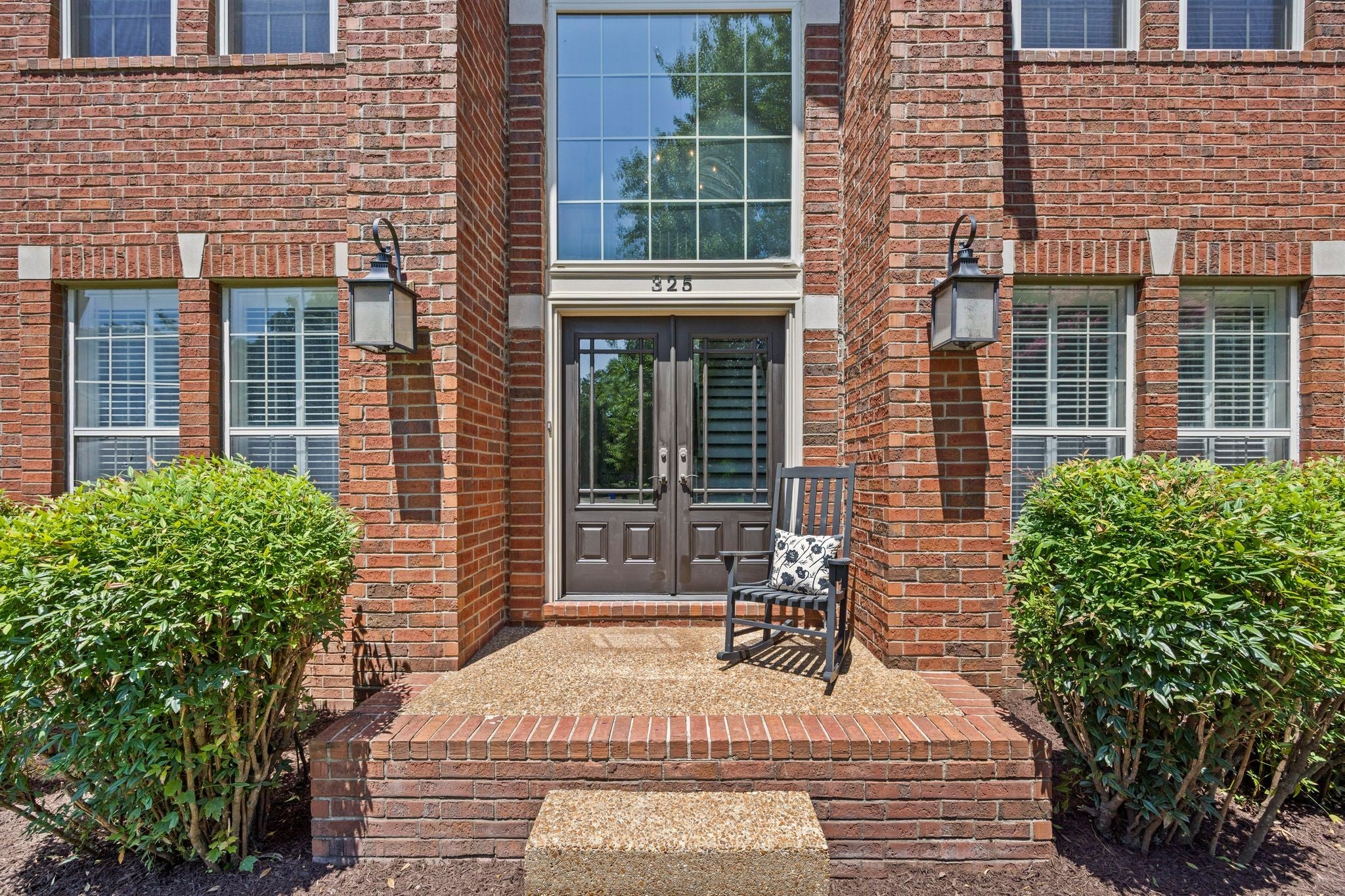 4-bed home for sale in Franklin, TN 37067, 325 Kentons Way 325 Kentons Way, Franklin TN 37067 4-bed home, photo 2 of 60